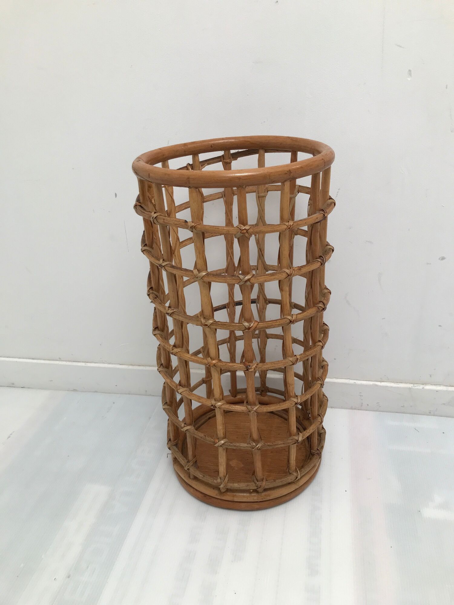 Vintage 50-60s rattan umbrella holder