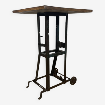 Industrial table