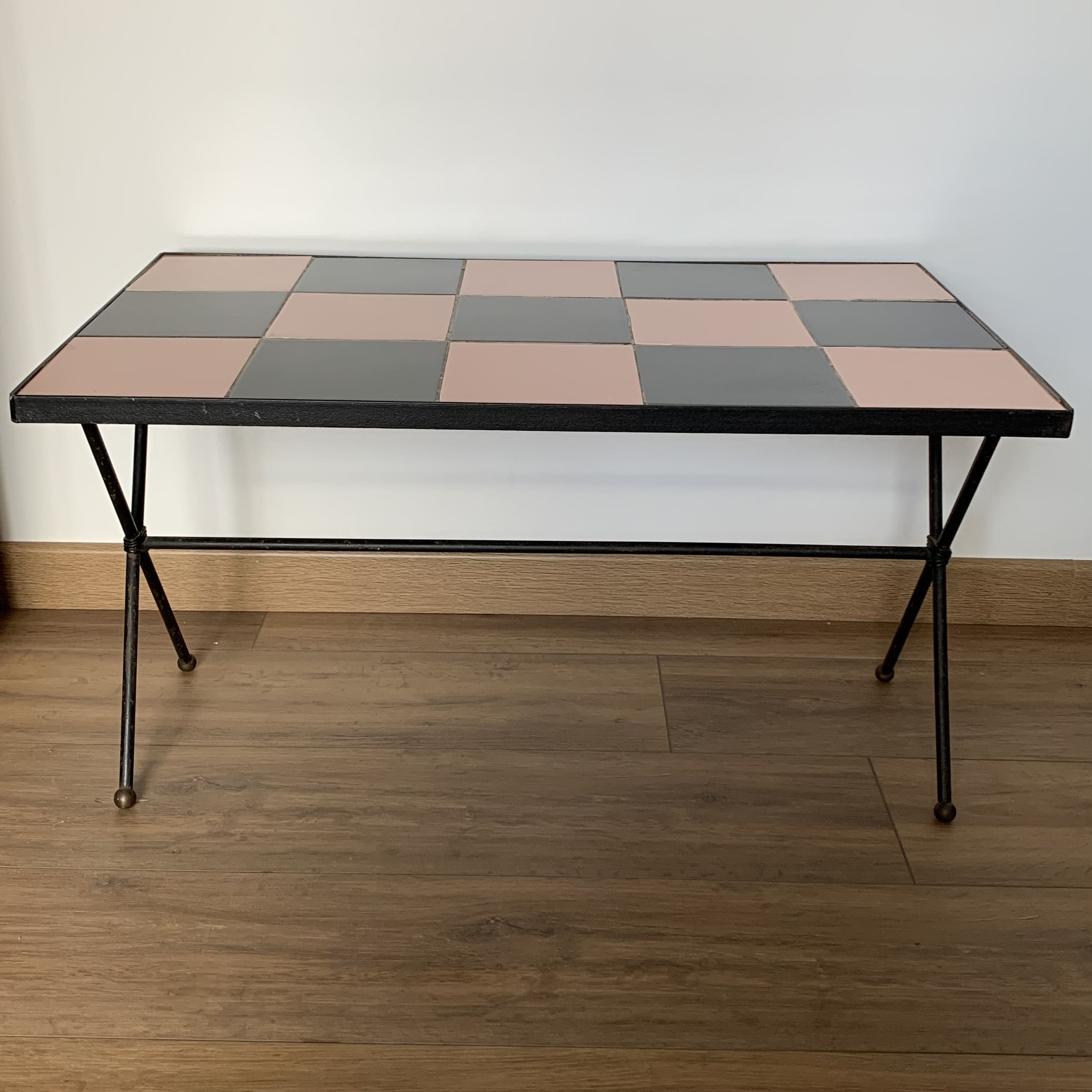 Table basse damier