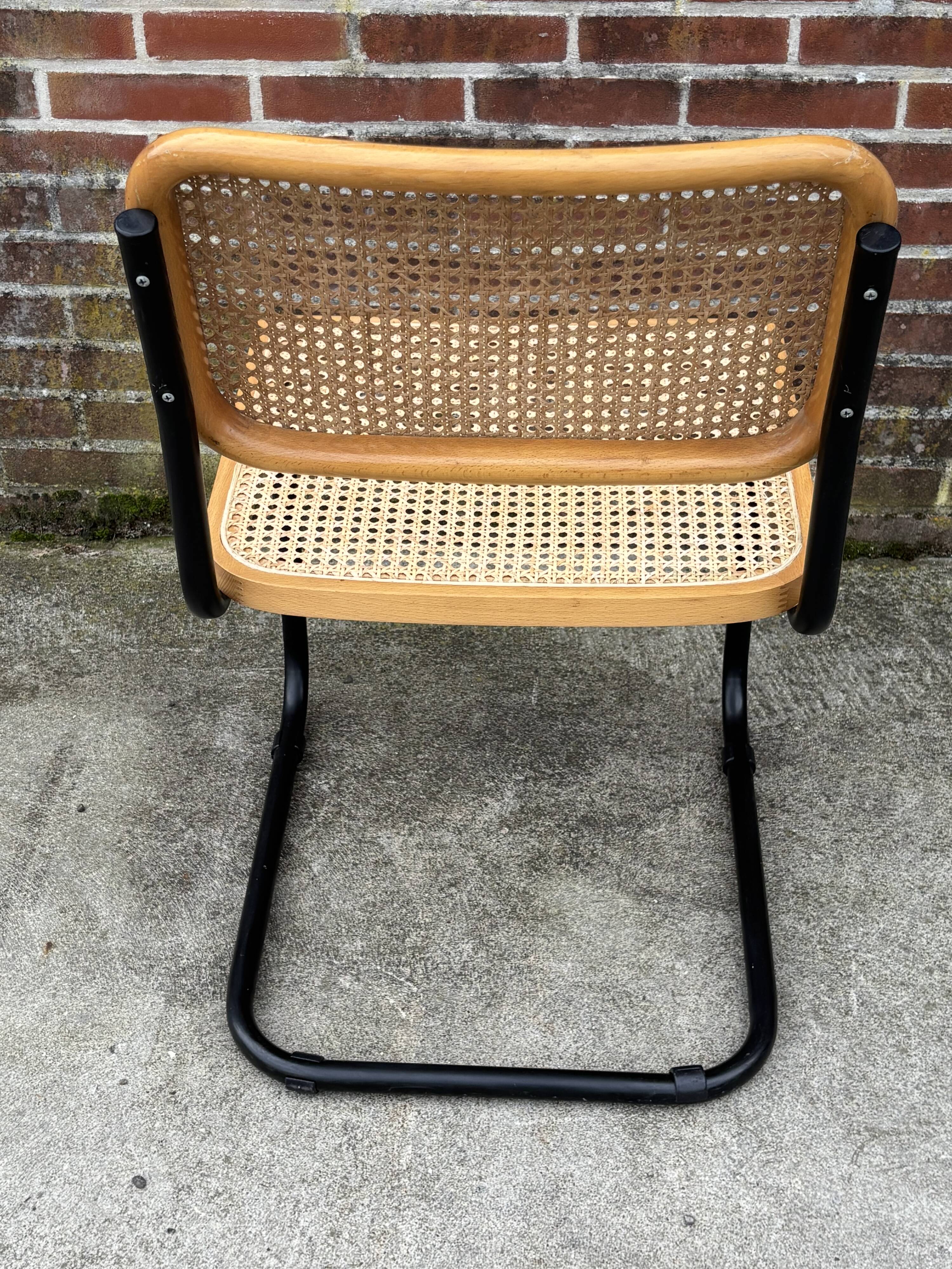 Set of 4 chairs Cesca B32 designed by Marcel Breuer design black frame