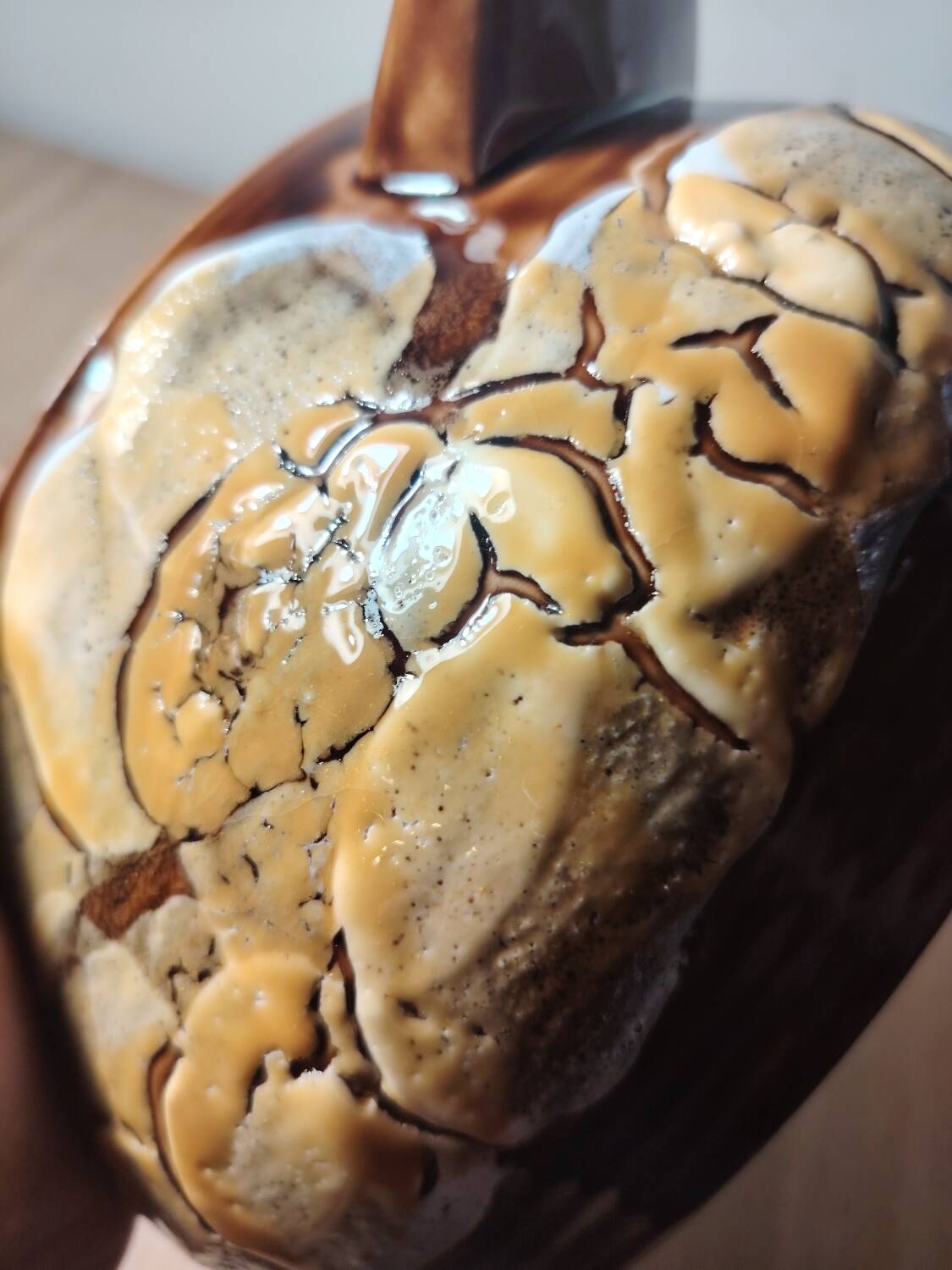 Ceramic pot with lid from the 1960s