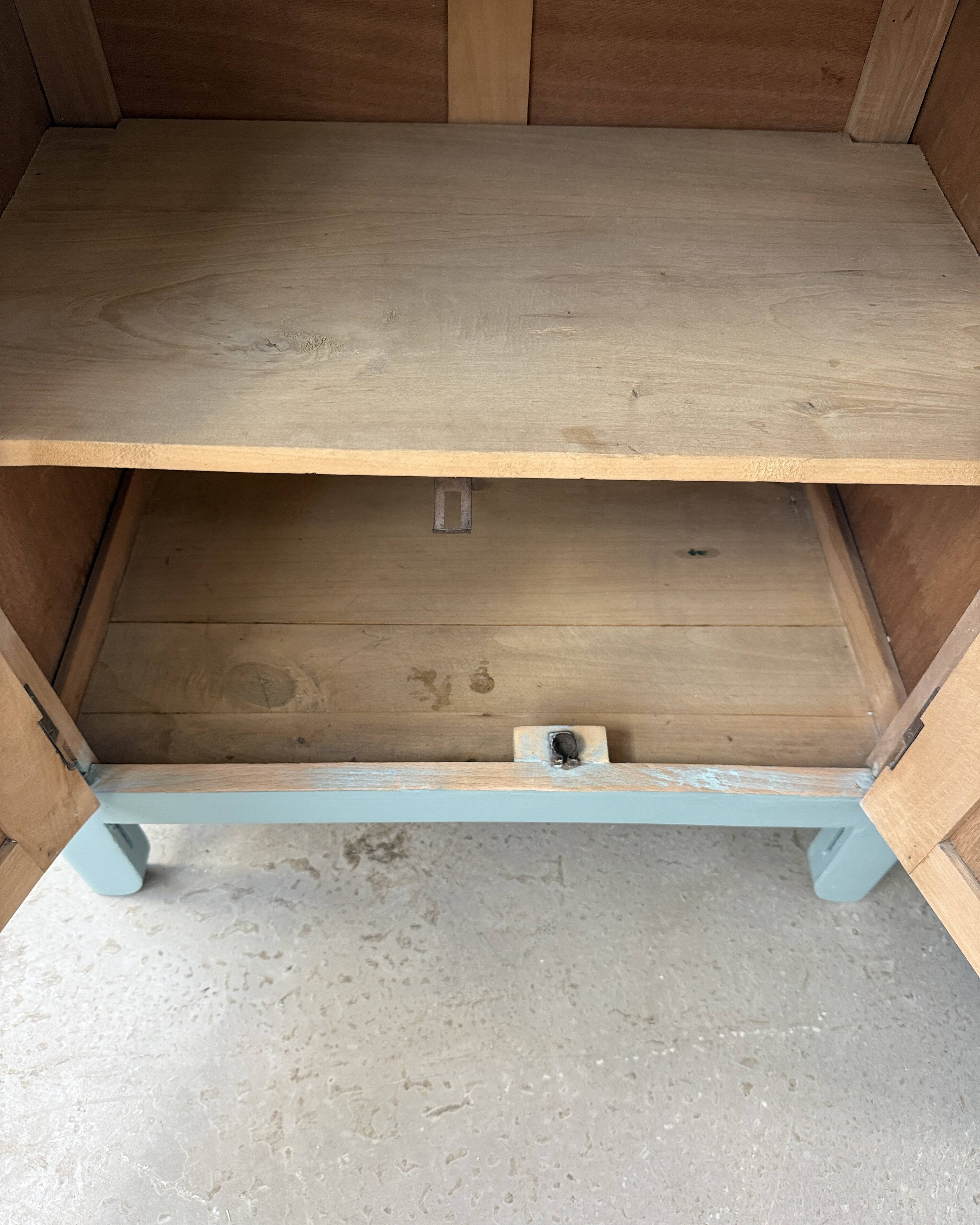 Buffet parisien bleu (rénové)