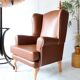 Chaise à dossier vintage marron