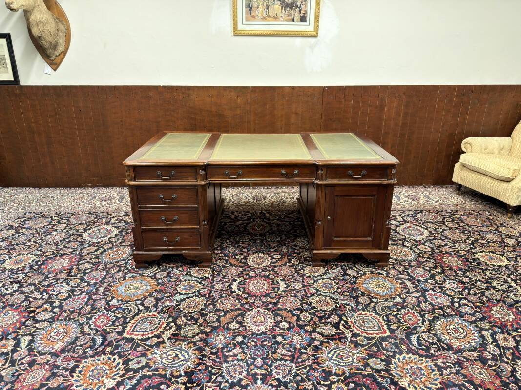 Bureau classique anglais Chesterfield Partnerdesk