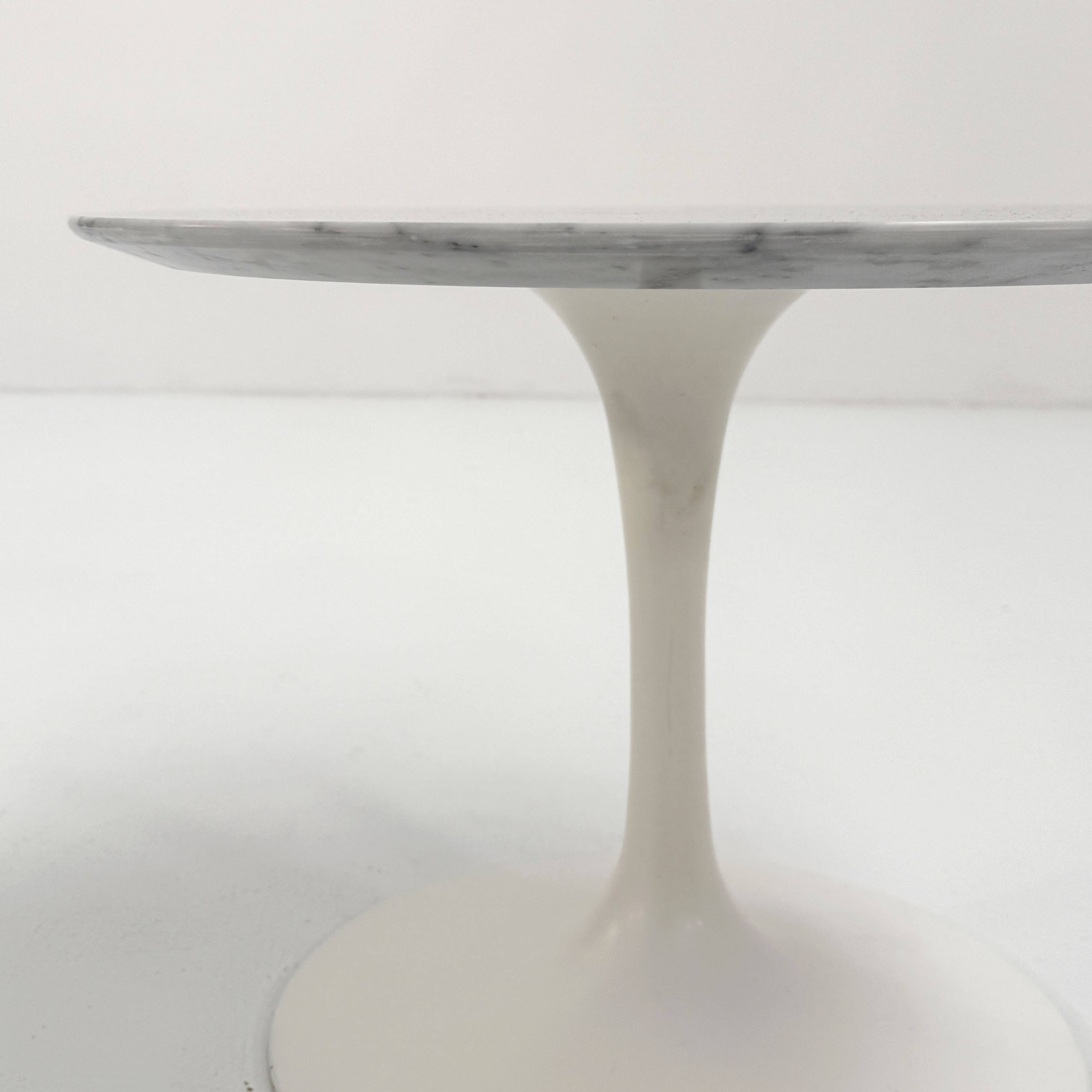 Tulip side table in marble by Eero Saarinen for Knoll, 1970