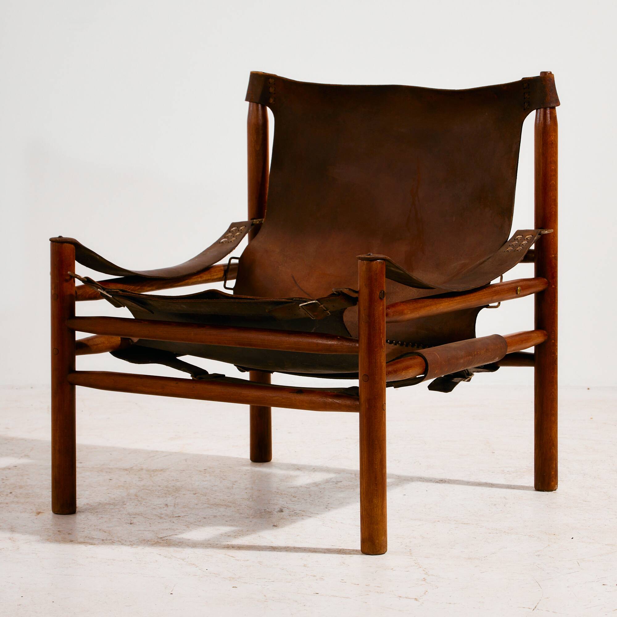 Hungarian calf leather lounge chair
