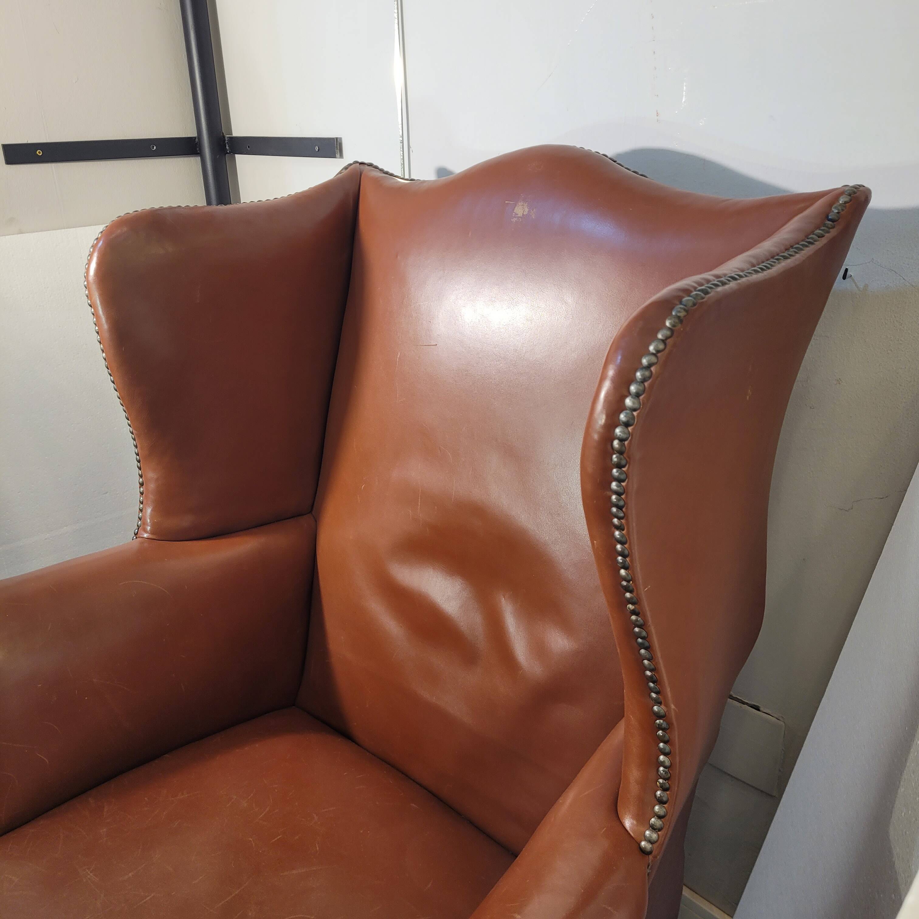 Butaca Chesterfield / Sillón Orejero “Wing Chair”, pp. s. XX - Reino Unido