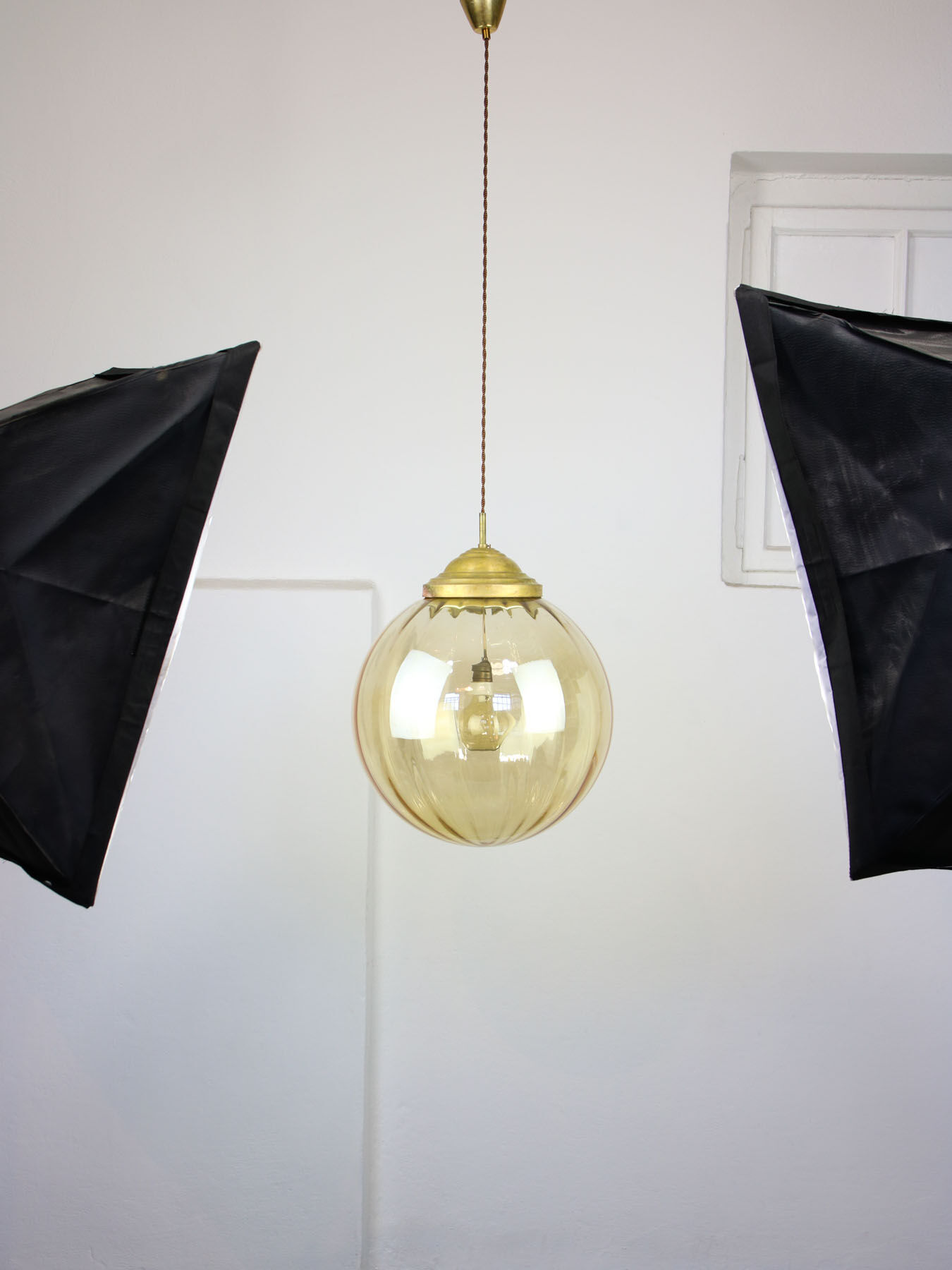 Hanging lamp