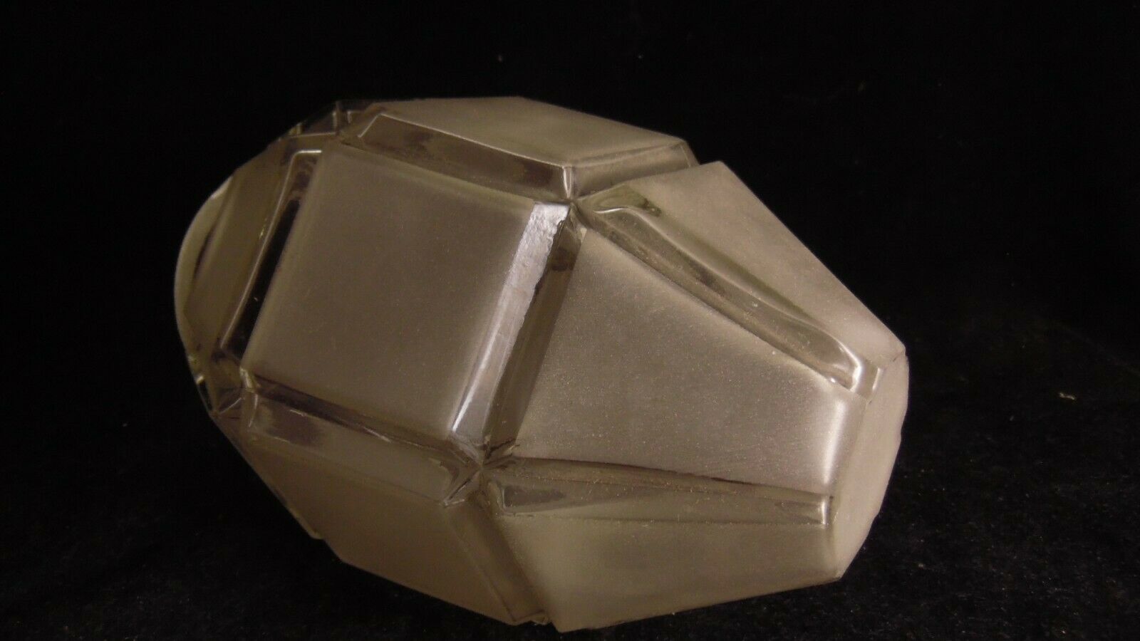 Skyscrapper art deco frosted glass ceiling