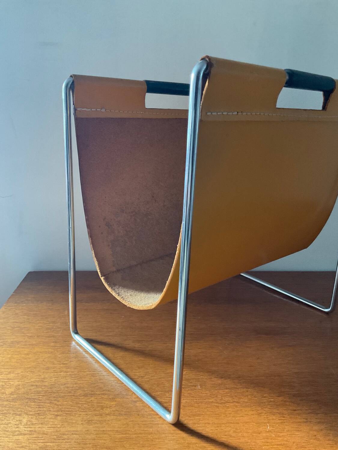 Dodime magazine rack for Brabantia from the 60s and 70s