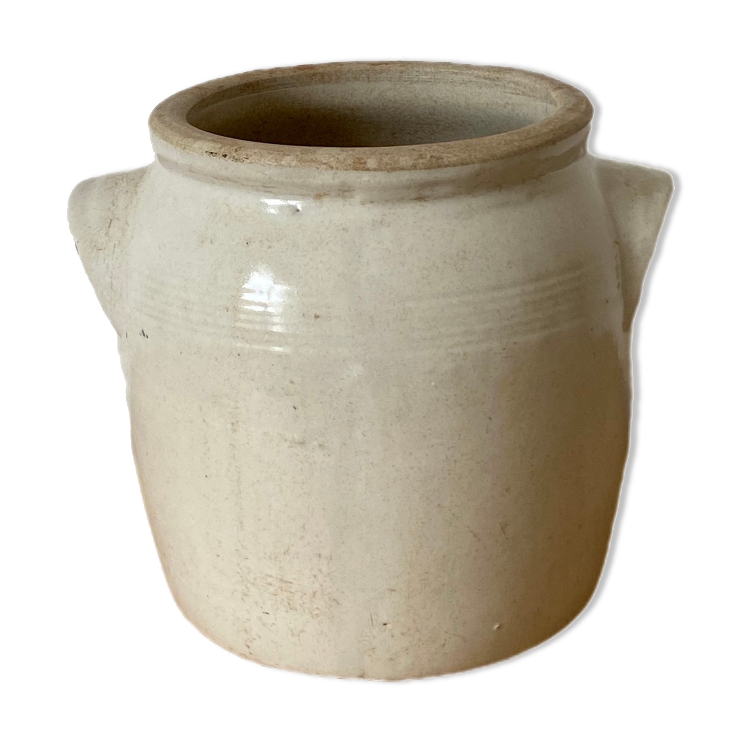 Sandstone salt pot