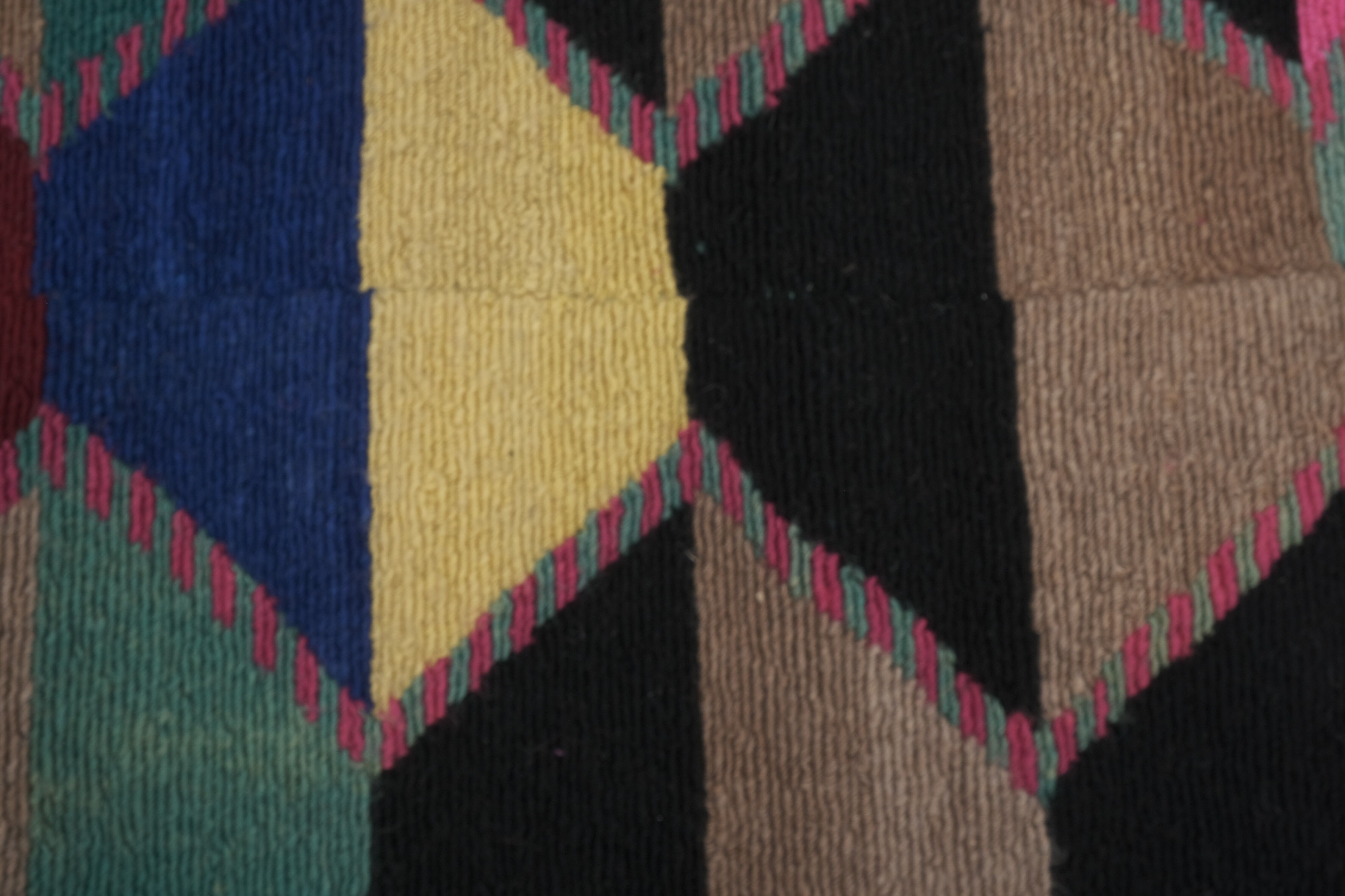 Vintage Turkish rug from Oushak, hand-woven 124x141 cm