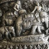 Hammered metal pot cover