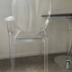 Ensemble Philippe Starck Kartell table à manger Top Top et 2 fauteuils Louis Ghost