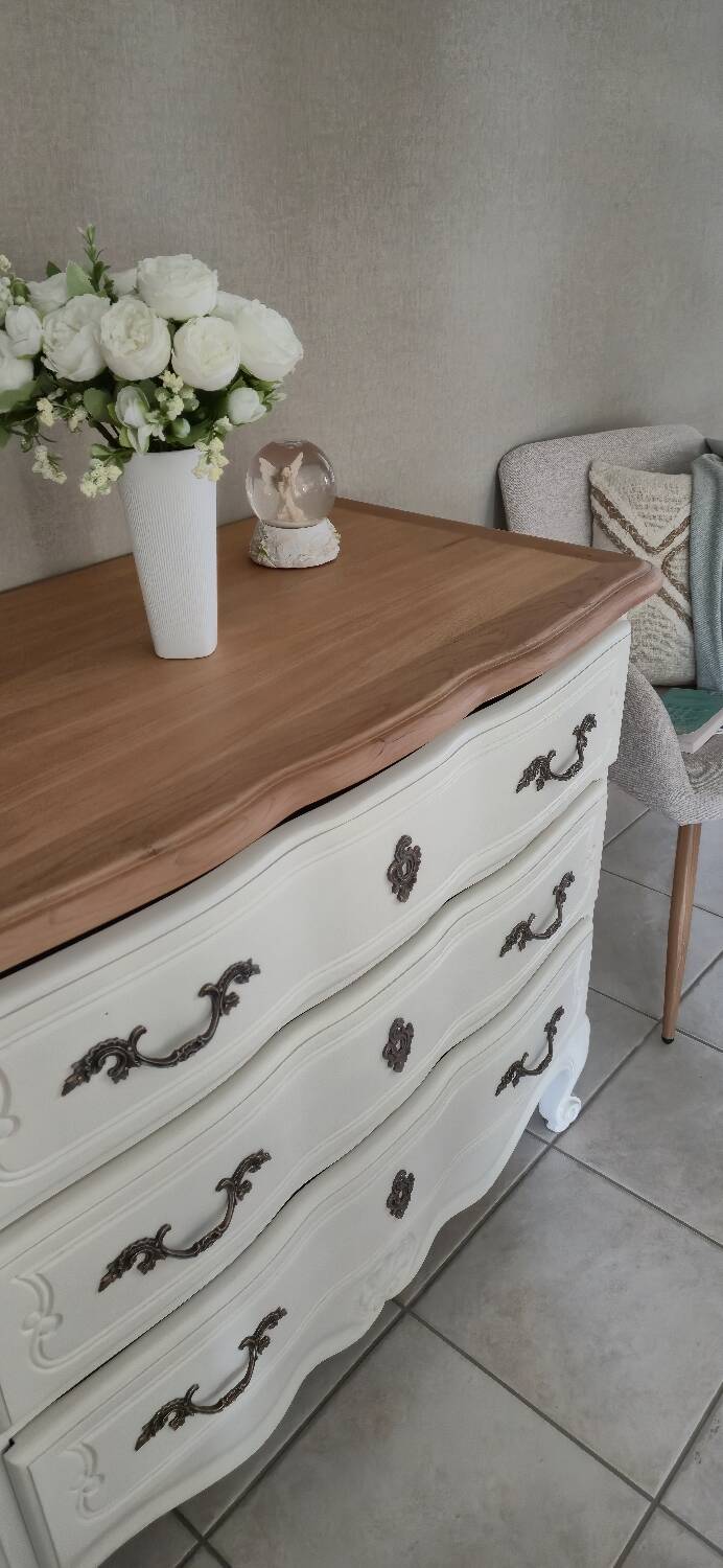 Commode en merisier style Louis XV
