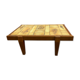 Coffee table in wood and ceramic herbarium