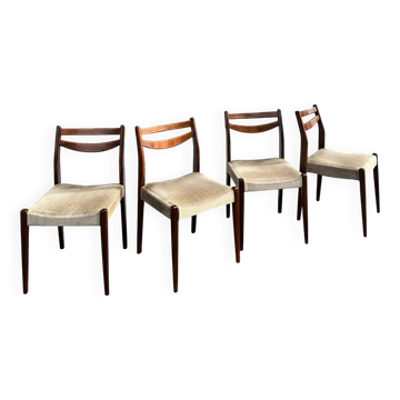 Lot of 4 vintage Scandinavian chairs in wood and golden fabric.