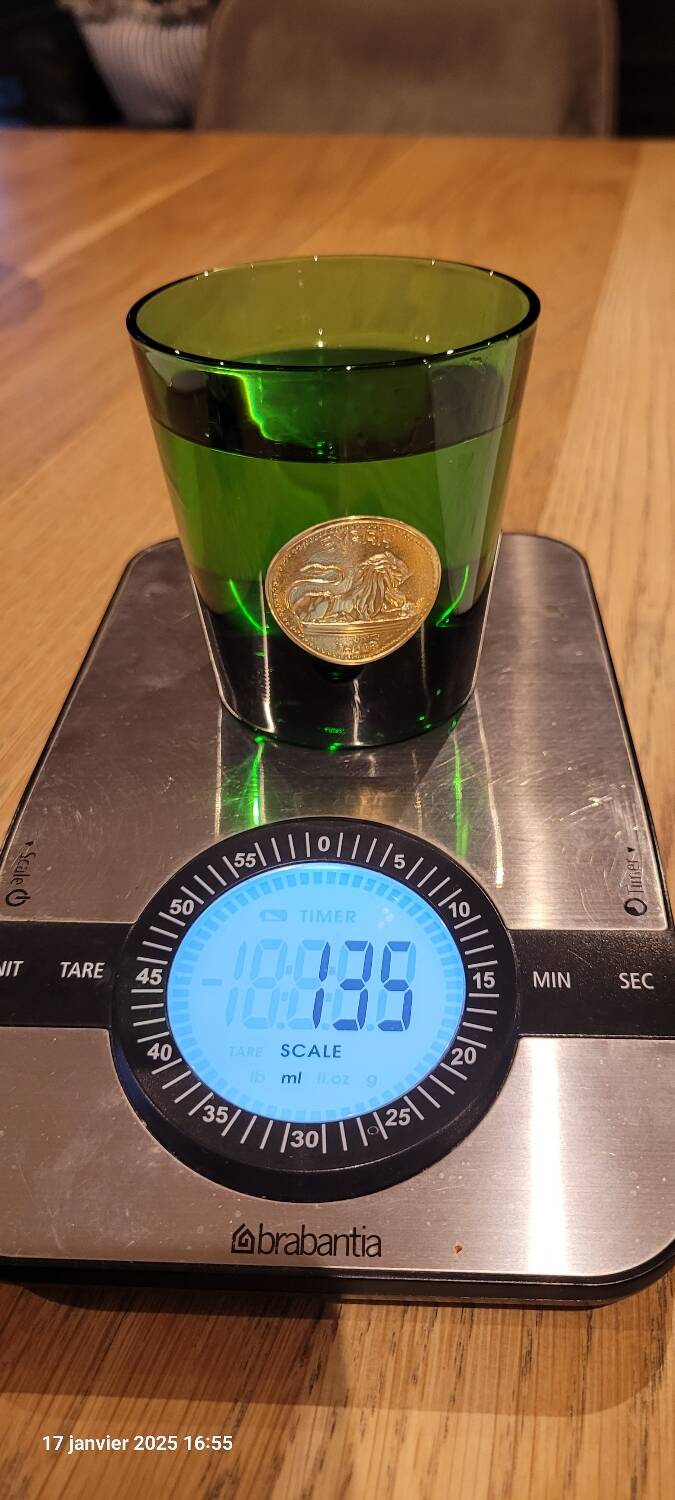 7 BYRRH green glasses