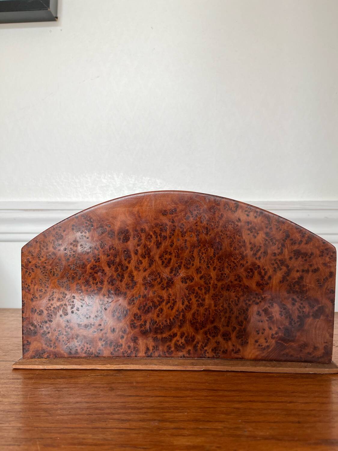 Thuja burl mail holder