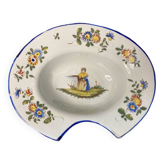 Old Lunéville KG beard dish, late 19th century