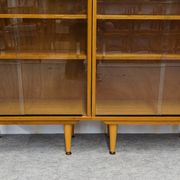 Bibliothèque vitrée 4 modules en chêne blond, France vers 1960