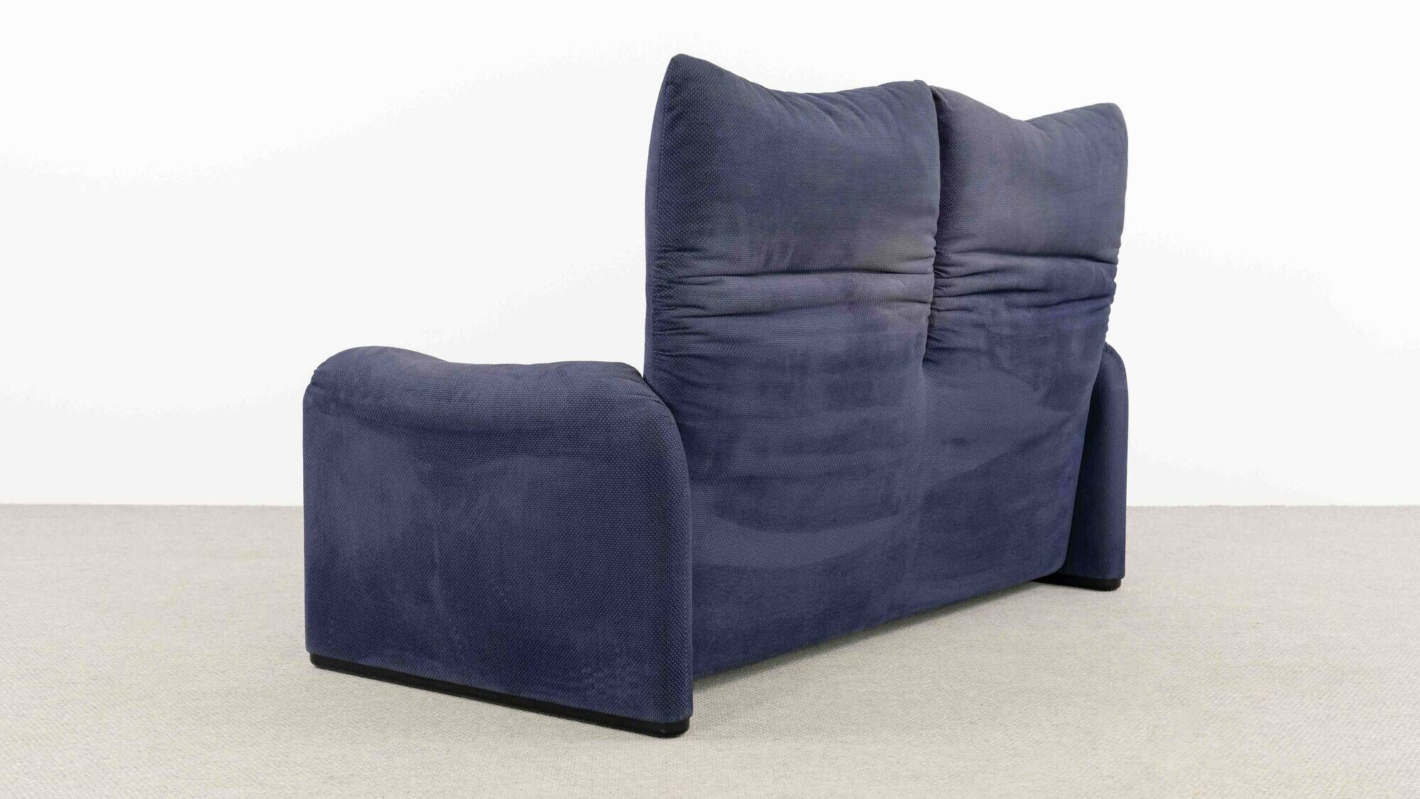 Cassina Maralunga 2-seat Sofa by Vico Magistretti