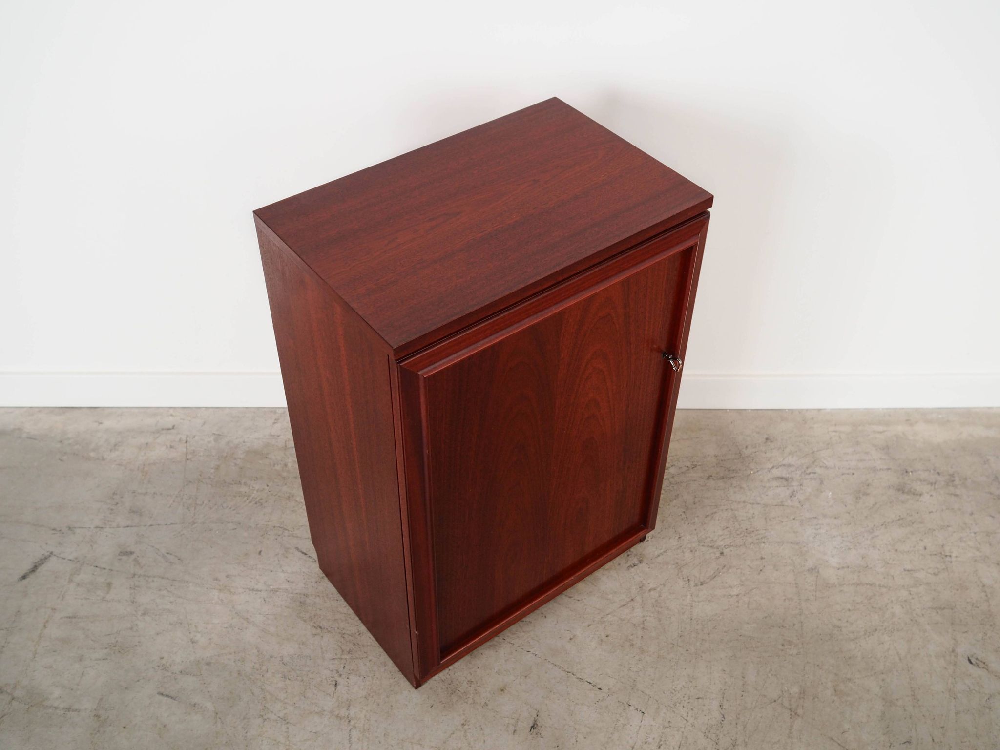 Mahogany cabinet, Danish design, 1980s, production: Denmark