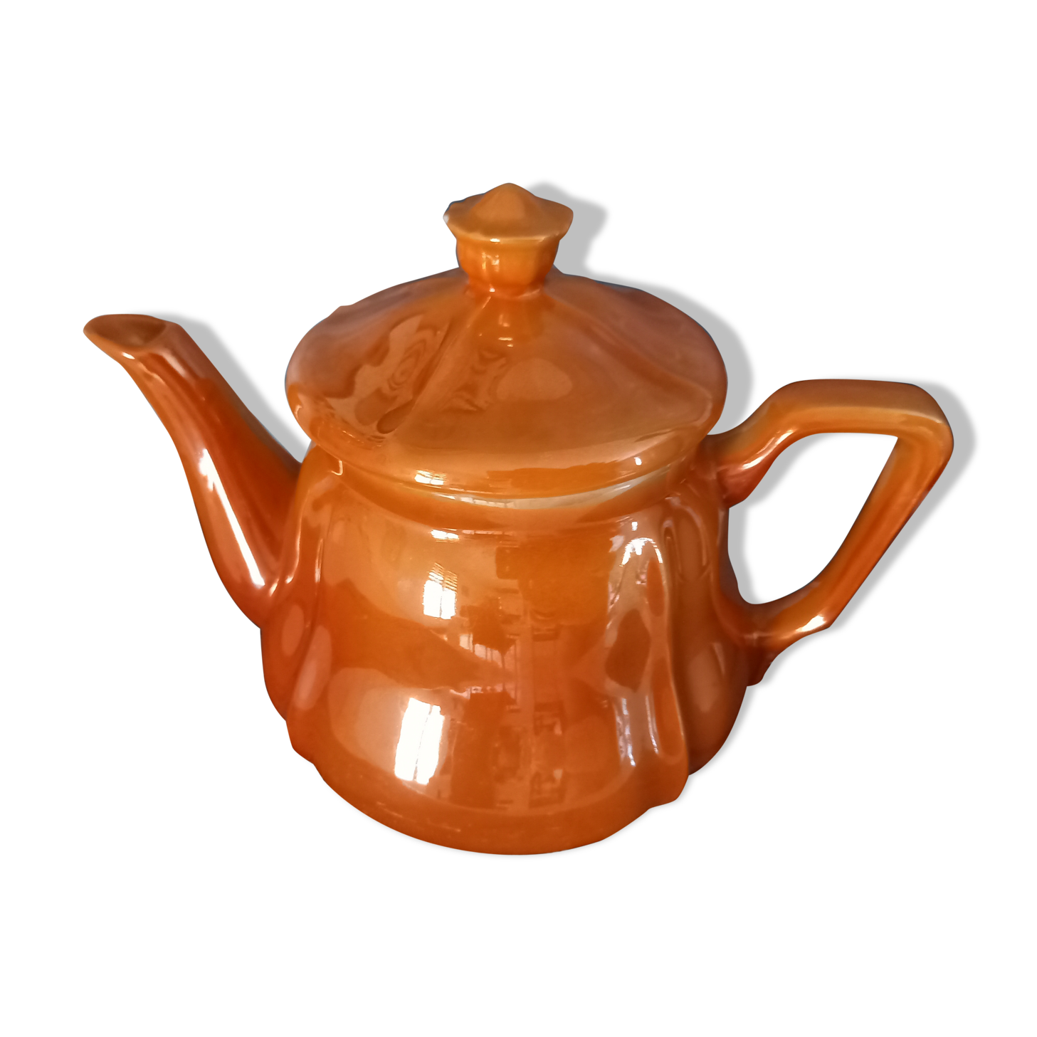 Ceramic teapot