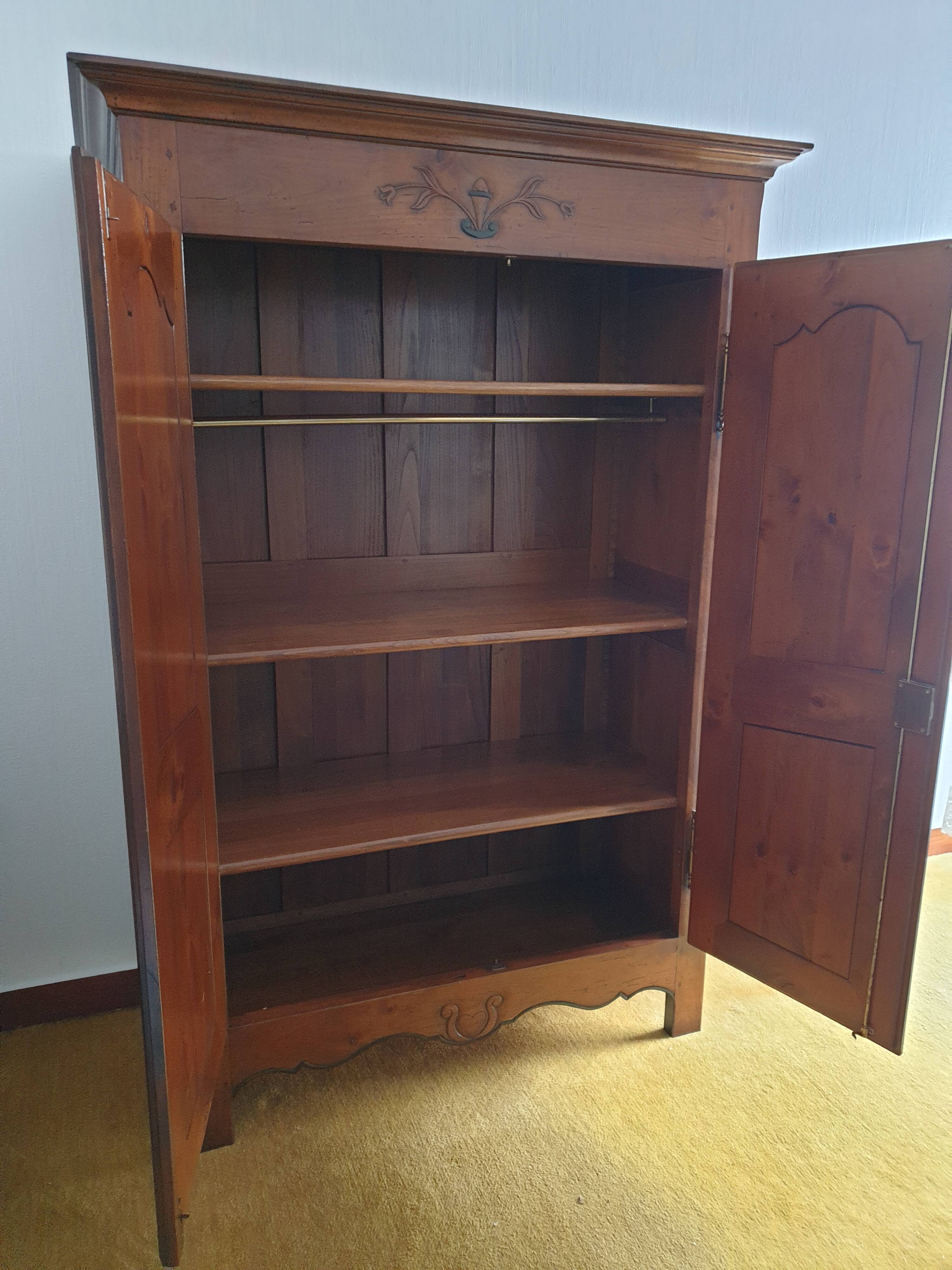 Wardrobe 2 doors cabinetmaking