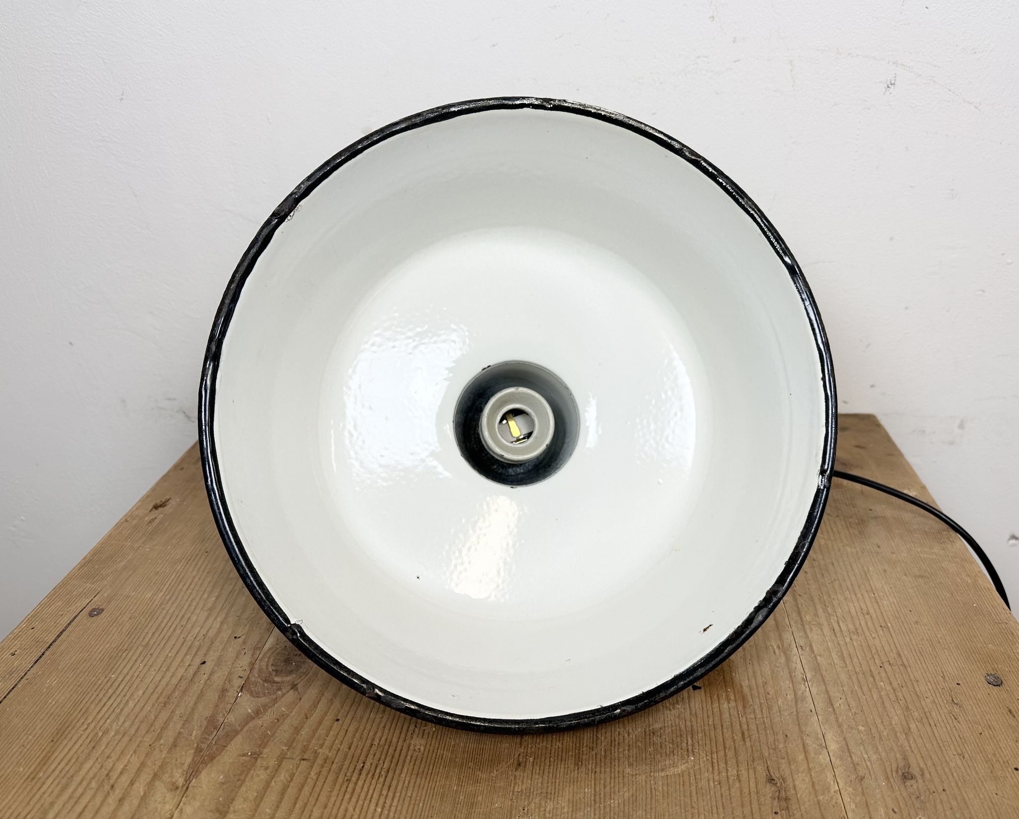 Industrial White Enamel Factory Lamp with Cast Iron Top, 1960s