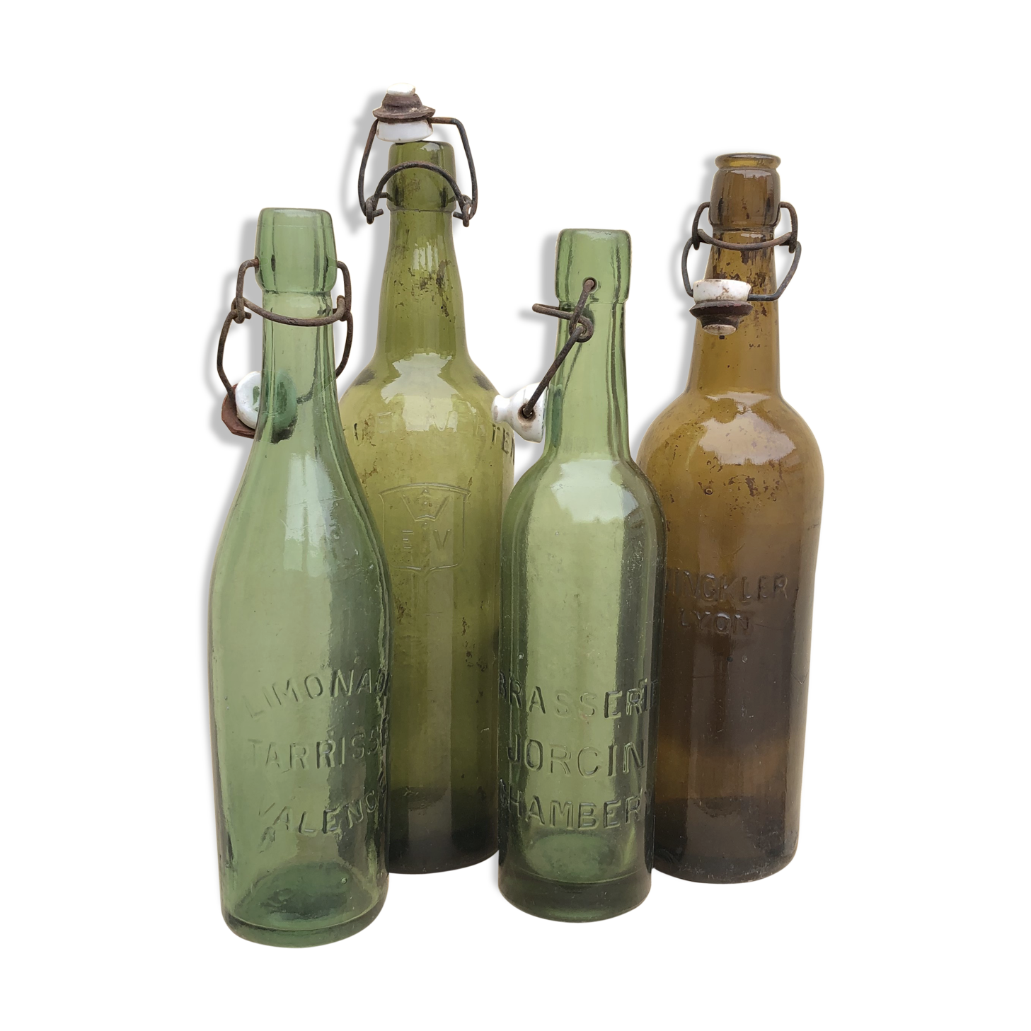 Lot 4 bottles old beers and lemonades blown glass and bistro porcelain