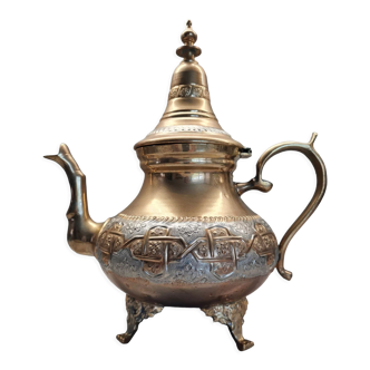 Oriental teapot