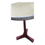 Bistro pedestal table
