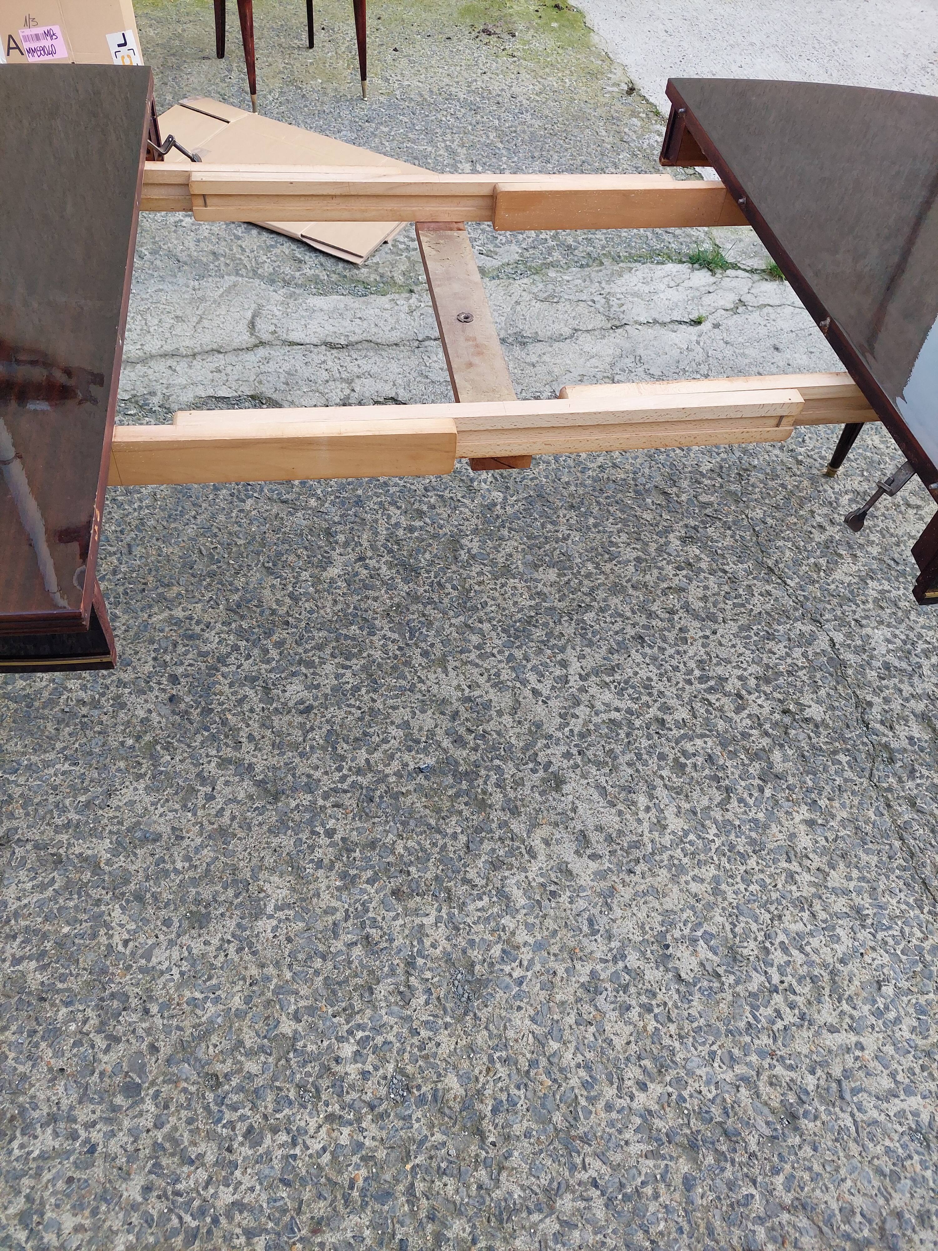 Lot oval table and 6 vintage chairs used