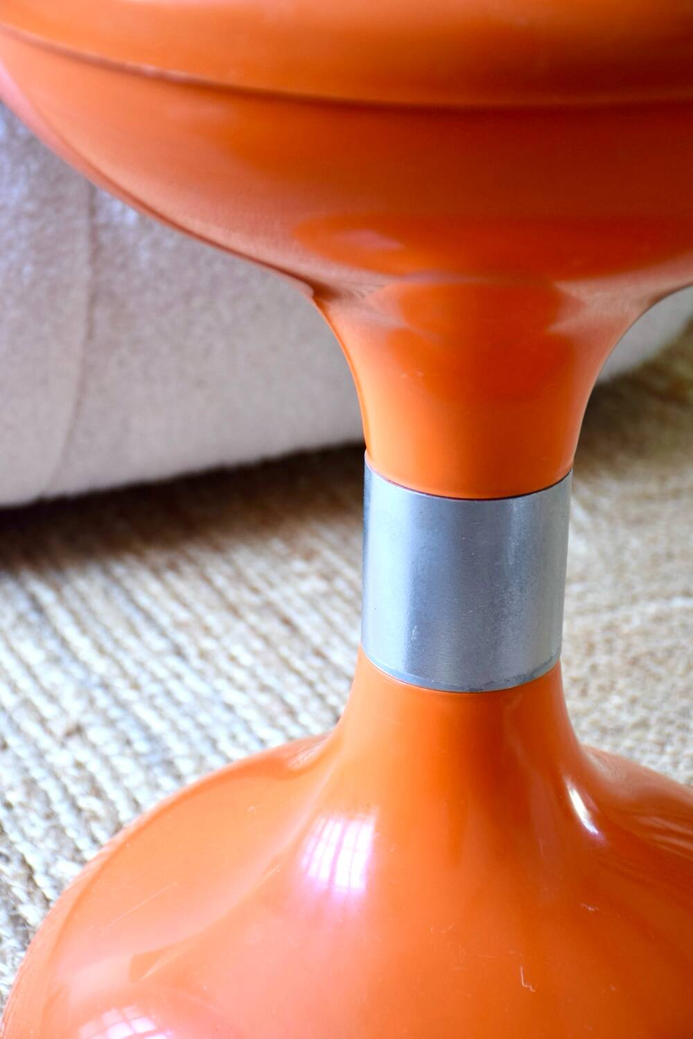 Tabouret Space Age orange dans le style Robur Sgabello Americano