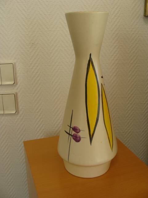 Bay Keramik modernist vase