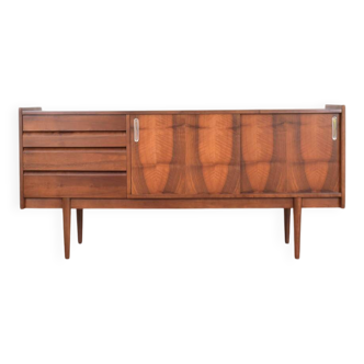 Mid-Century Polish Walnut Sideboard from Bytomskie Fabryki Mebli, 1960s.