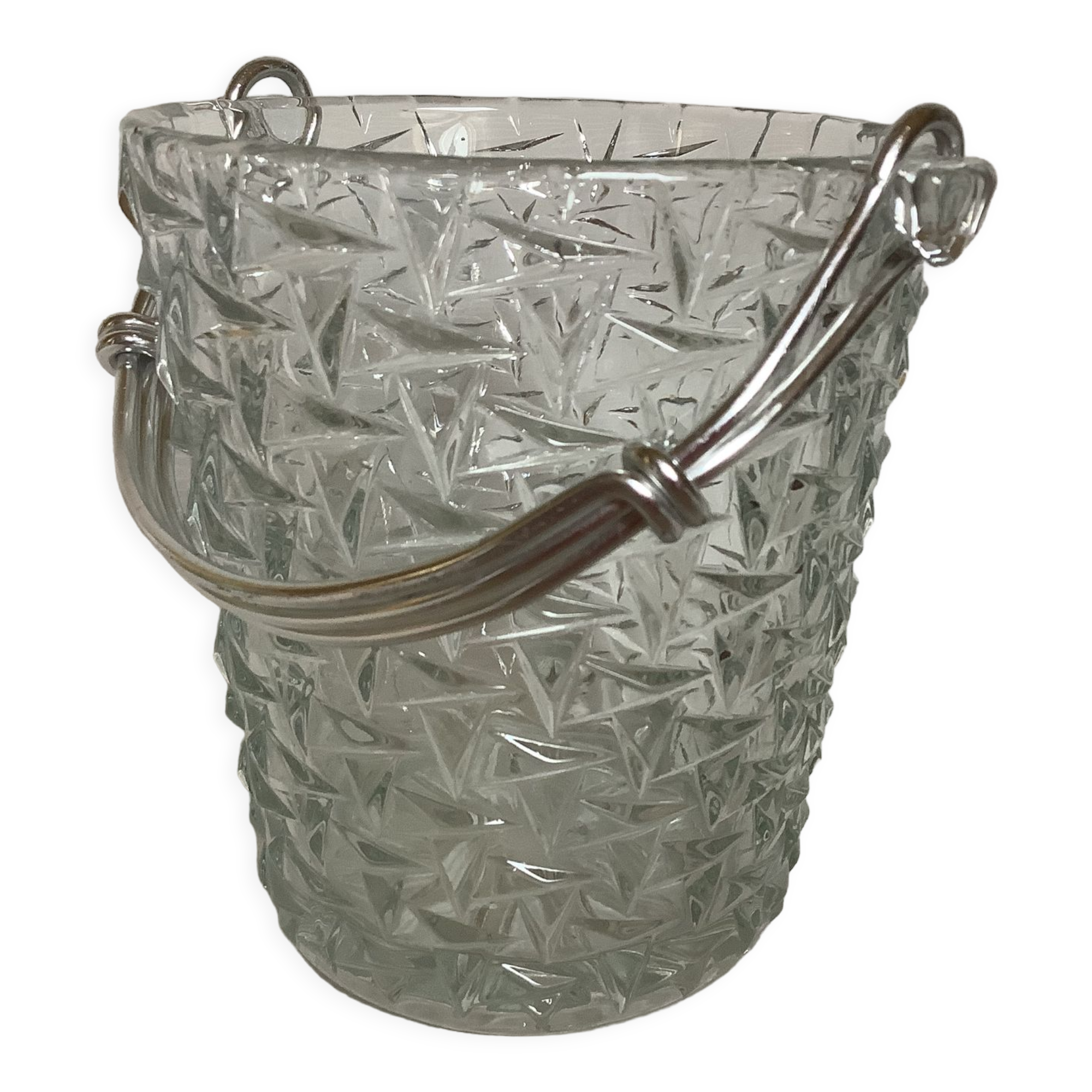 Geometric triangle patterned ice bucket in glass.