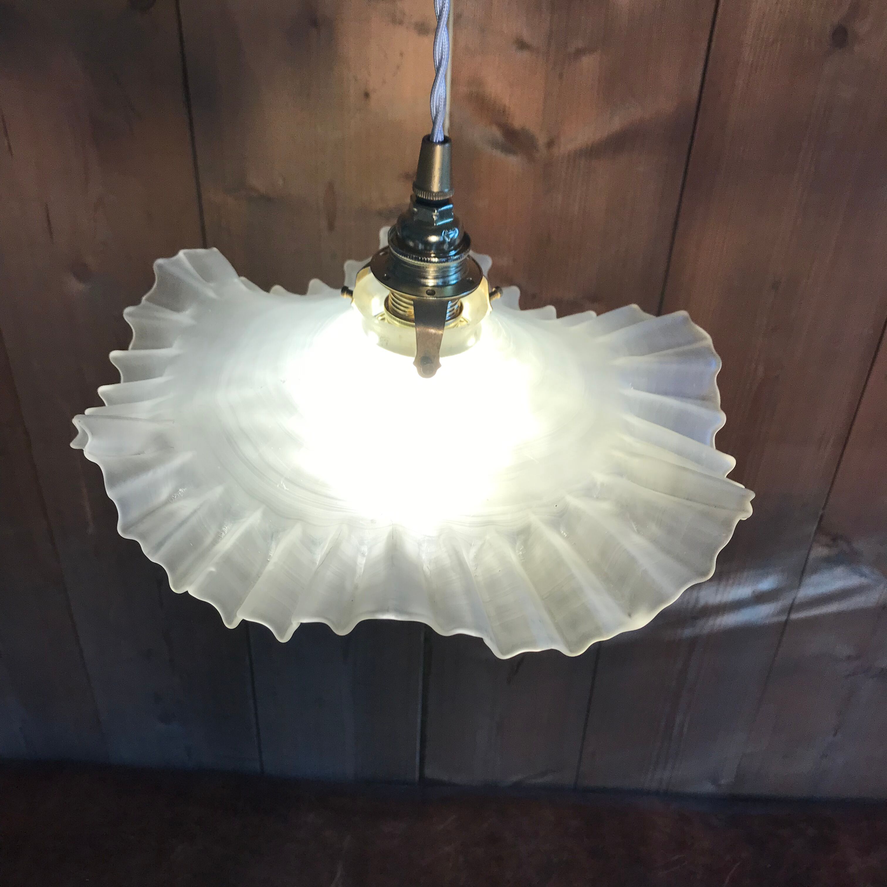 Vintage suspension lamp in pleated opaline