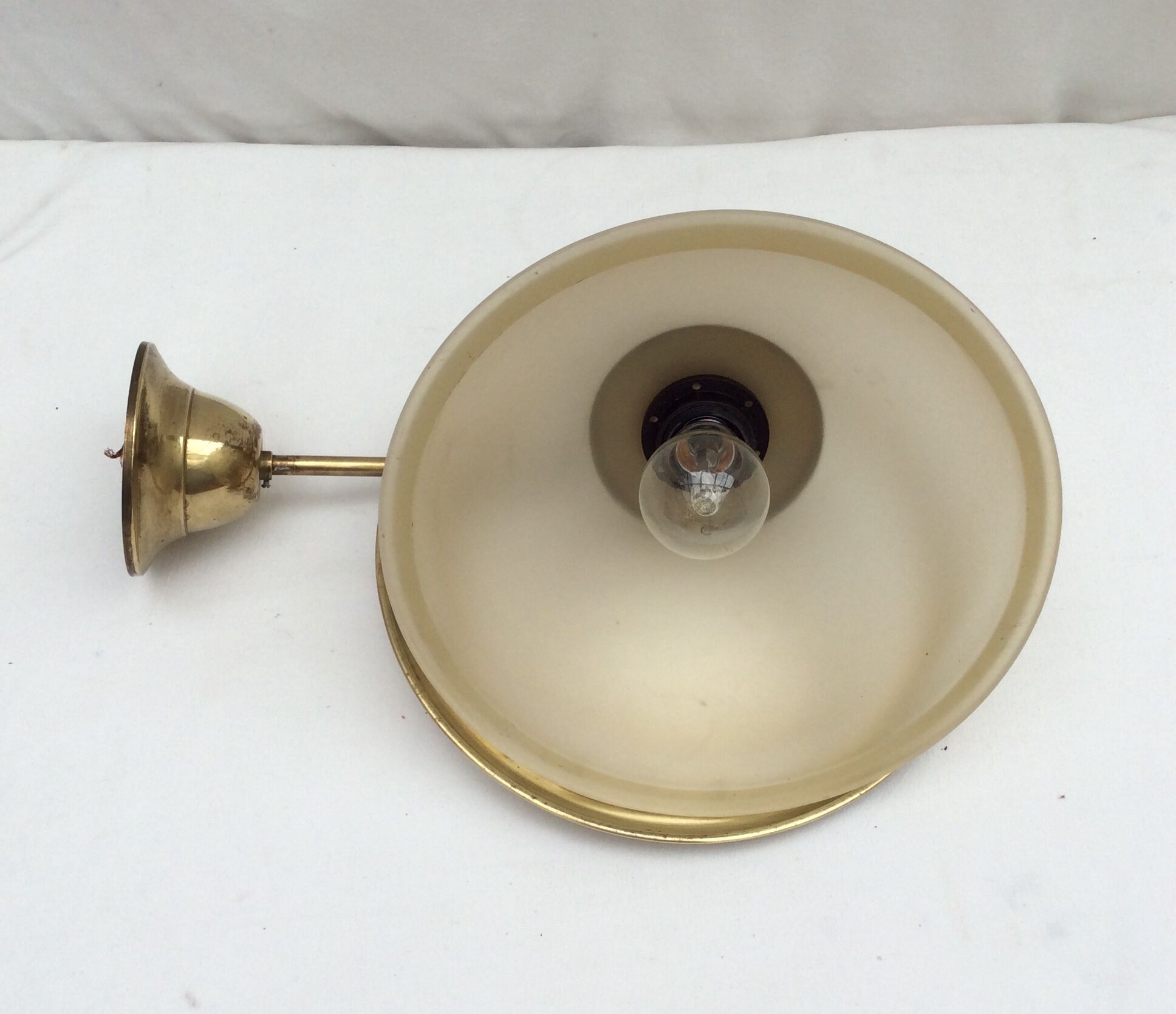 Pressed glass hanging and laiton size