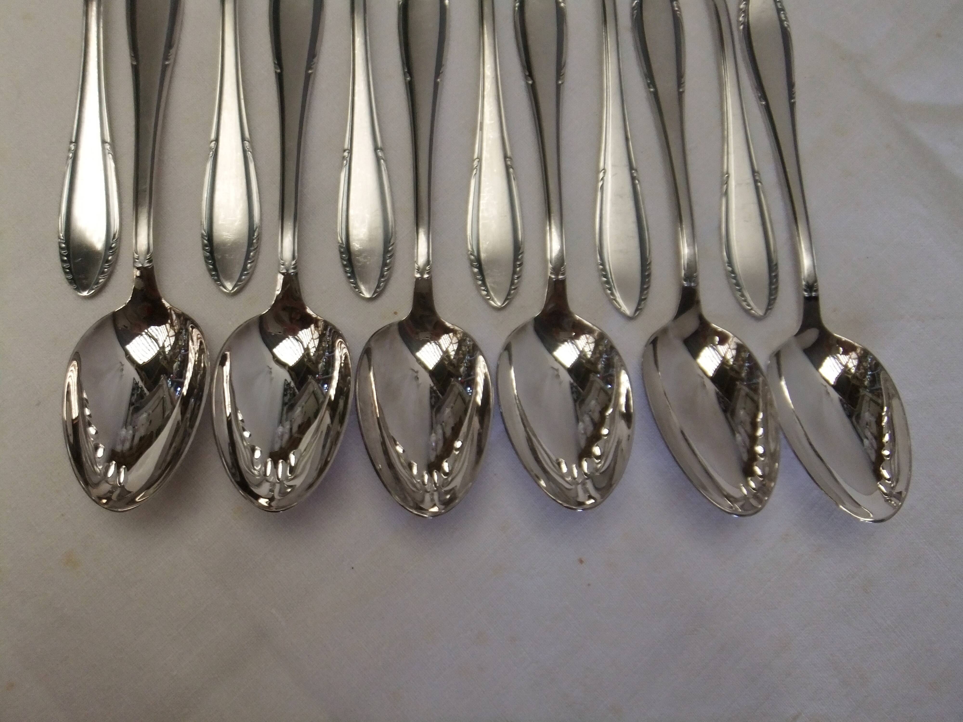 Silver plated metal spoons net service cutlery goldsmith Reneka soup