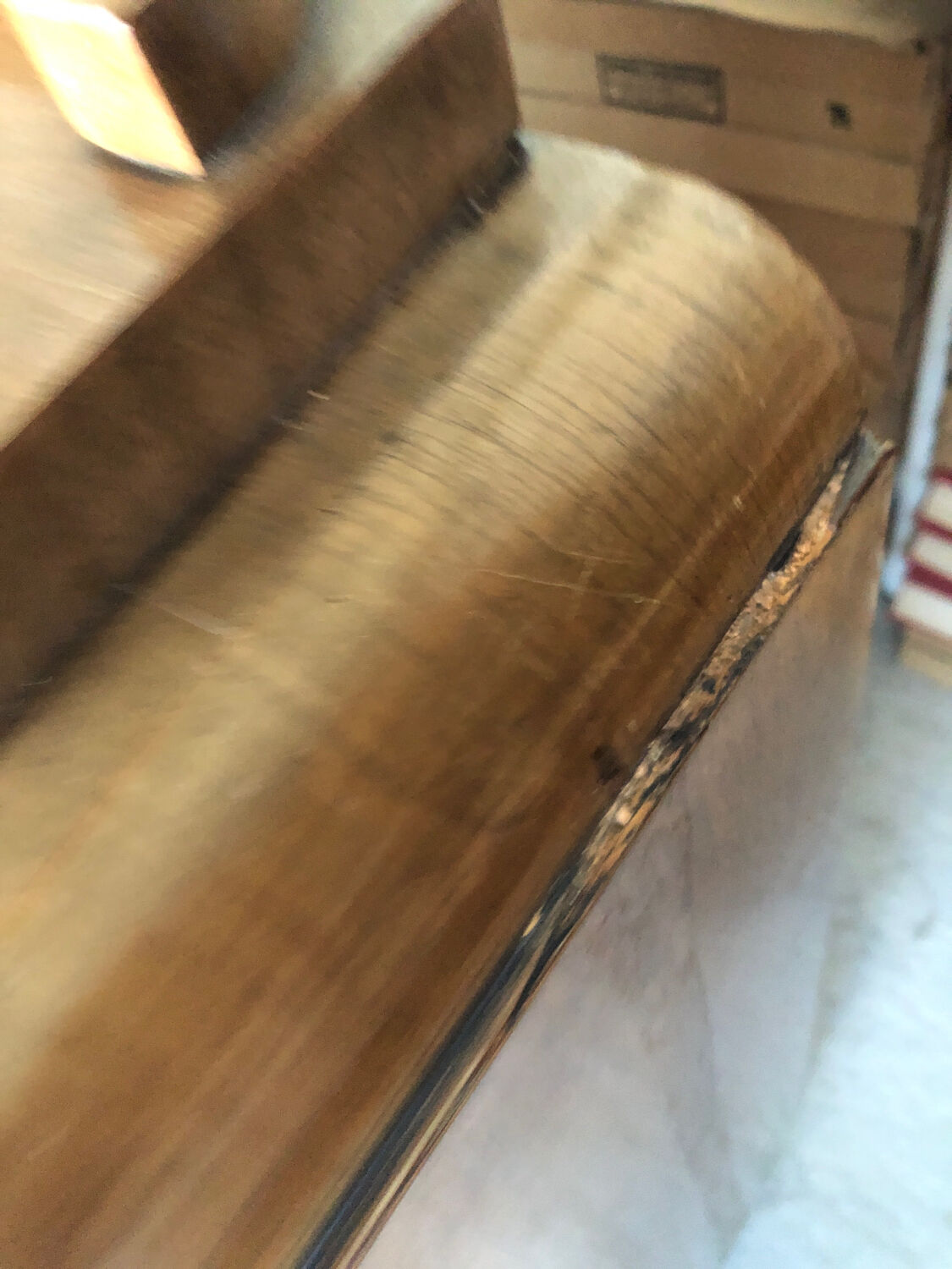 Art deco wooden chest of drawers from the 1940s