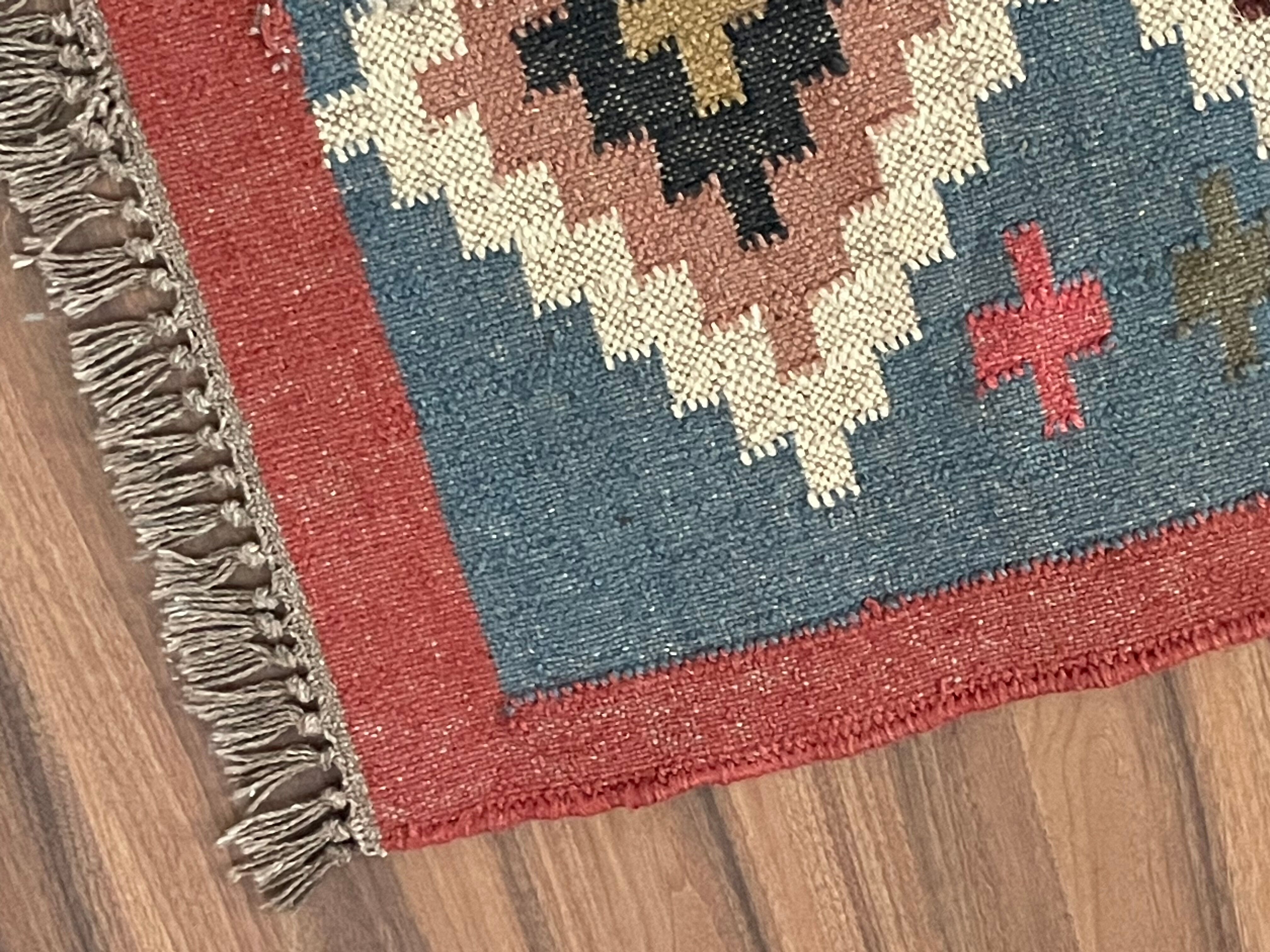 Jute and wool handwoven kilim