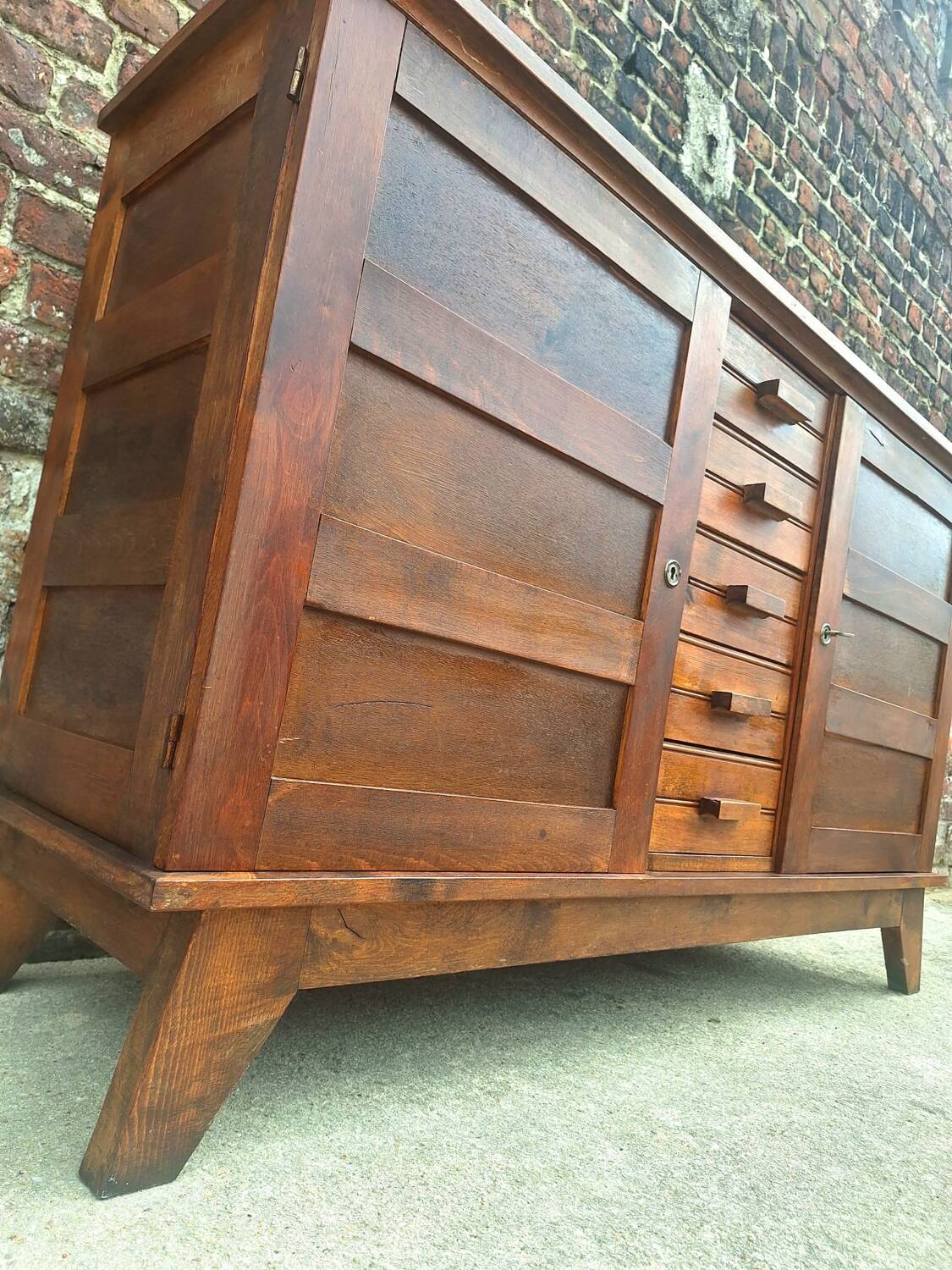 Buffet reconstruction René Gabriel vintage, meuble ancien dit de sinis