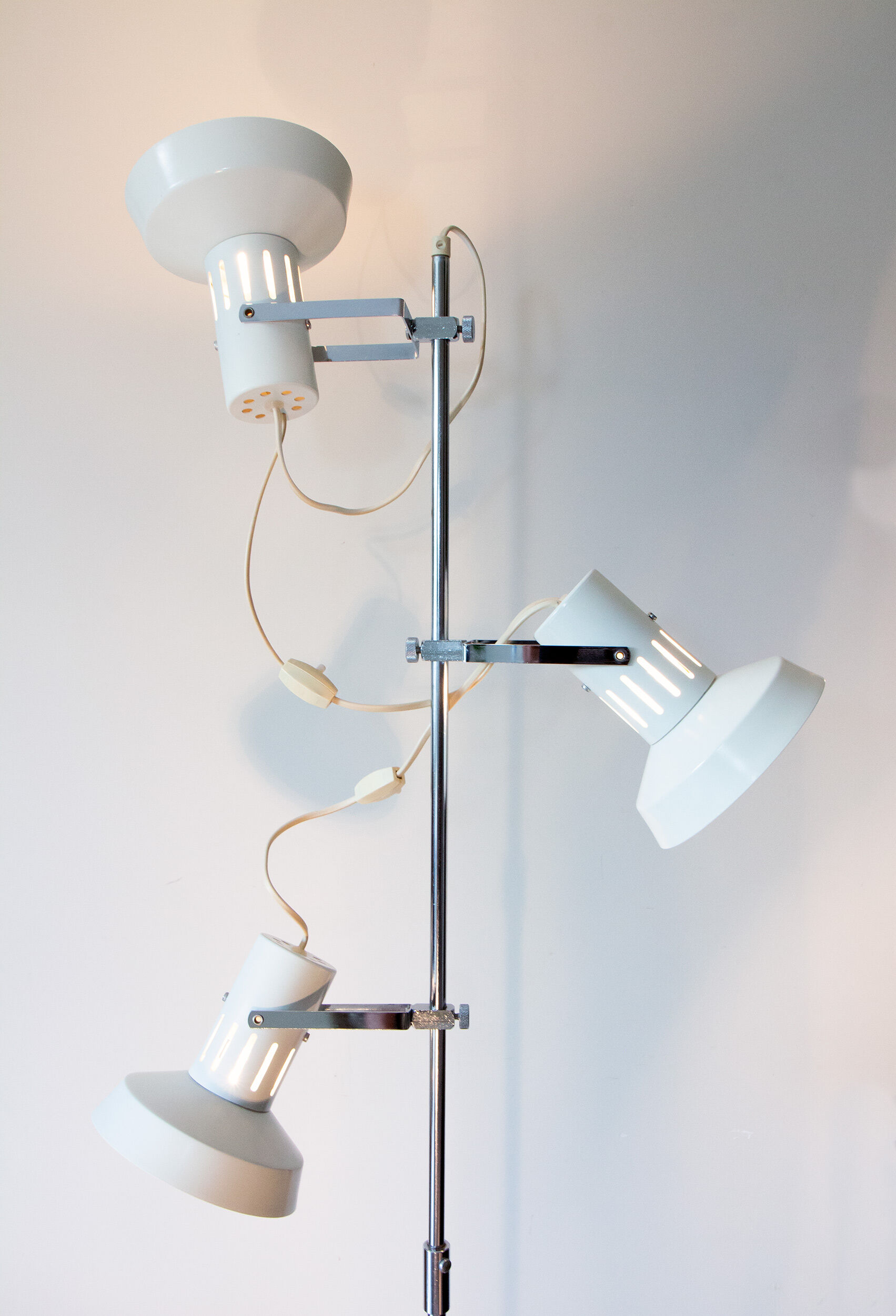 Floor lamp with 3 white adjustable spots, 1970-80