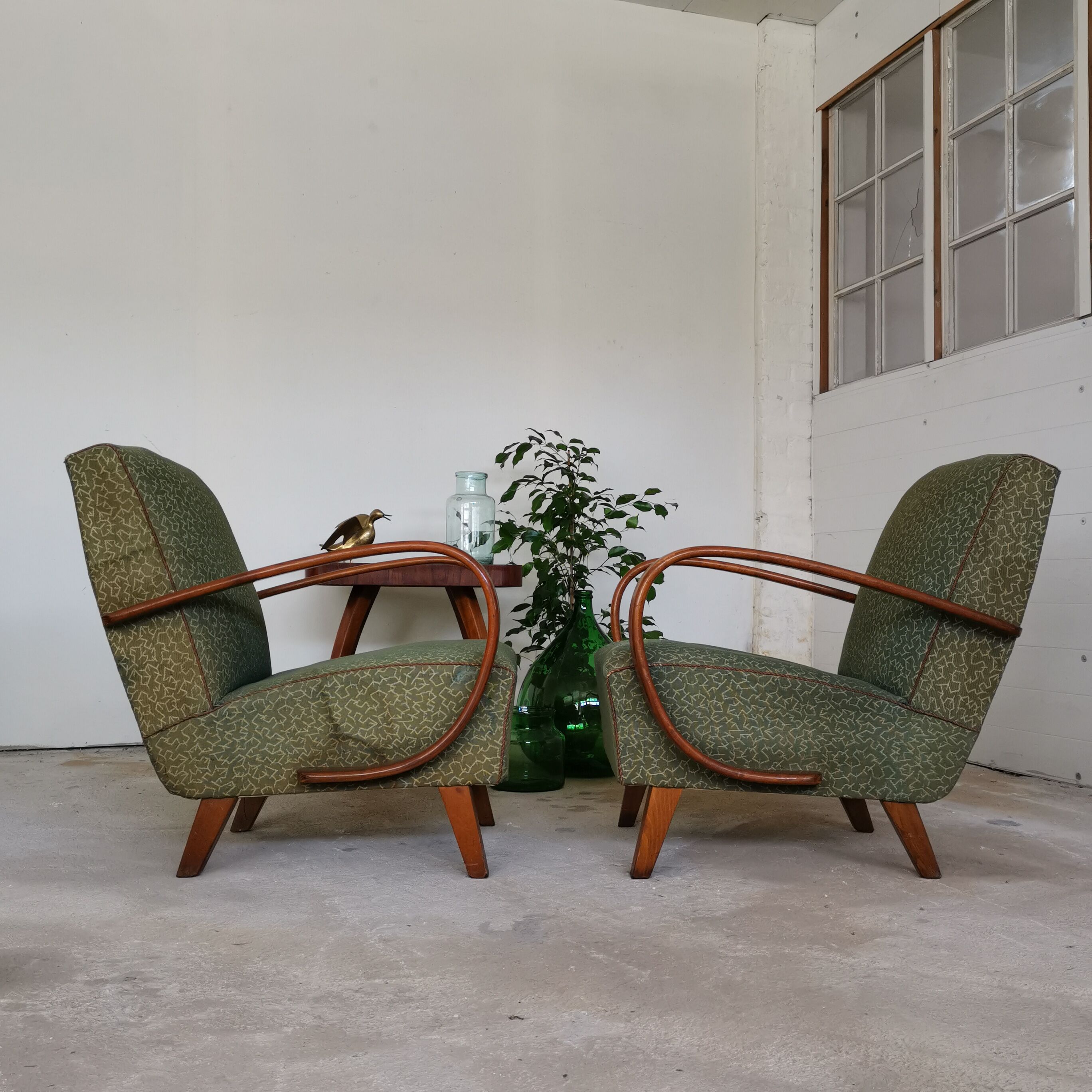 Pair of armchairs H72 by Jindrich Halabala for Ton - Thonet
