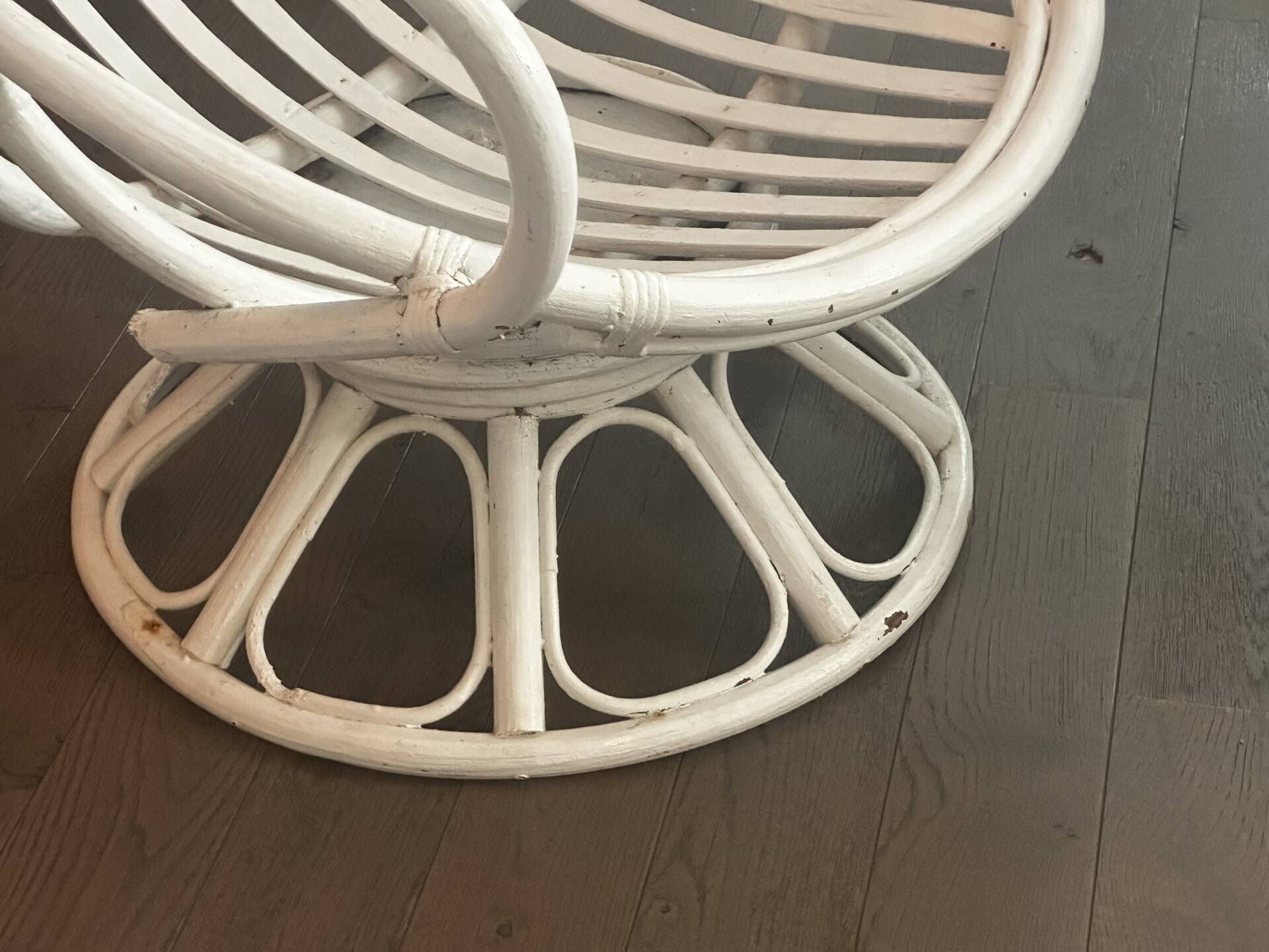 Vintage armchair in white lacquered rattan