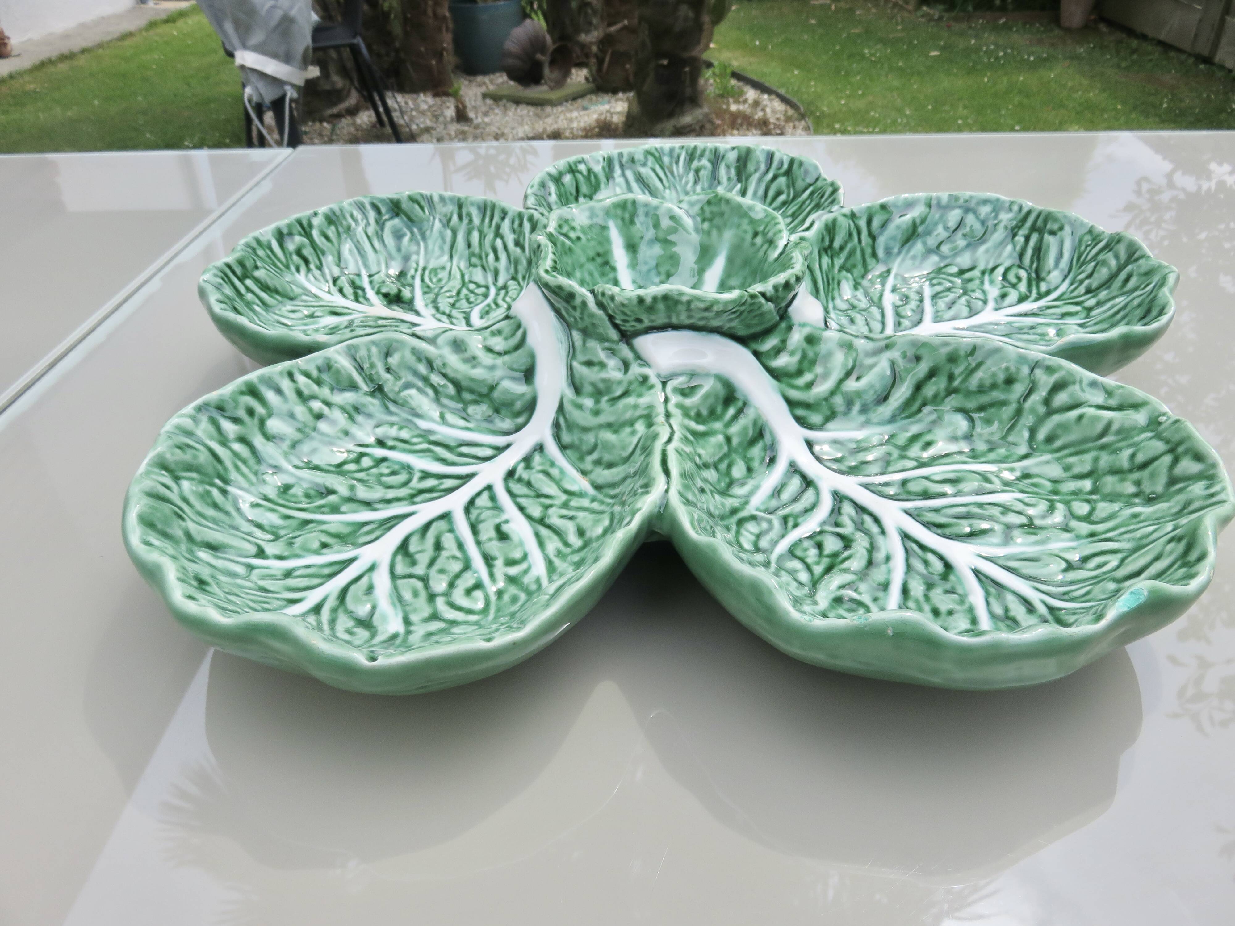 Large "cabbage leaf" dish in barbotine by Bordalo Pinheiro, 1960, Portugal.