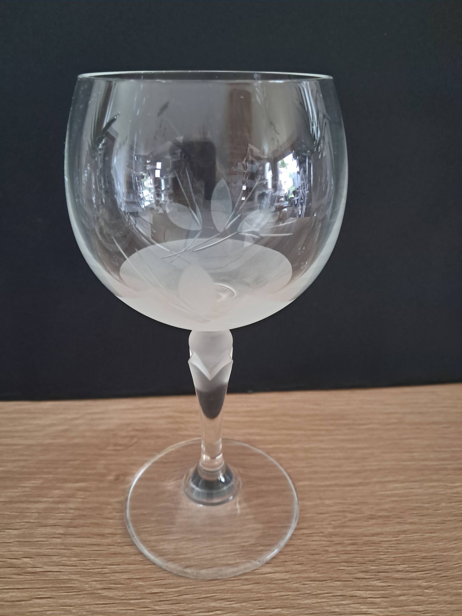 3 verres à vin  ballon en cristal de bohème