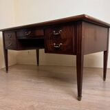 Very large Louis XVI style center minister desk in mahogany and fillets